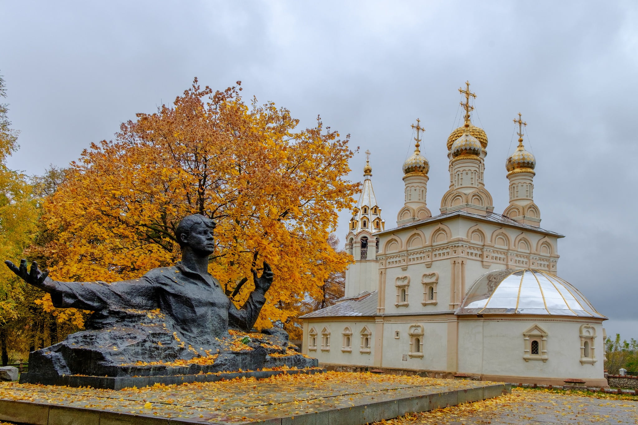 1080P, autumn, monument, Church, Ryazan, Monument To Sergei Yesenin, Russia, Church of the Transfiguration of our Saviour on Yar, HD Wallpaper