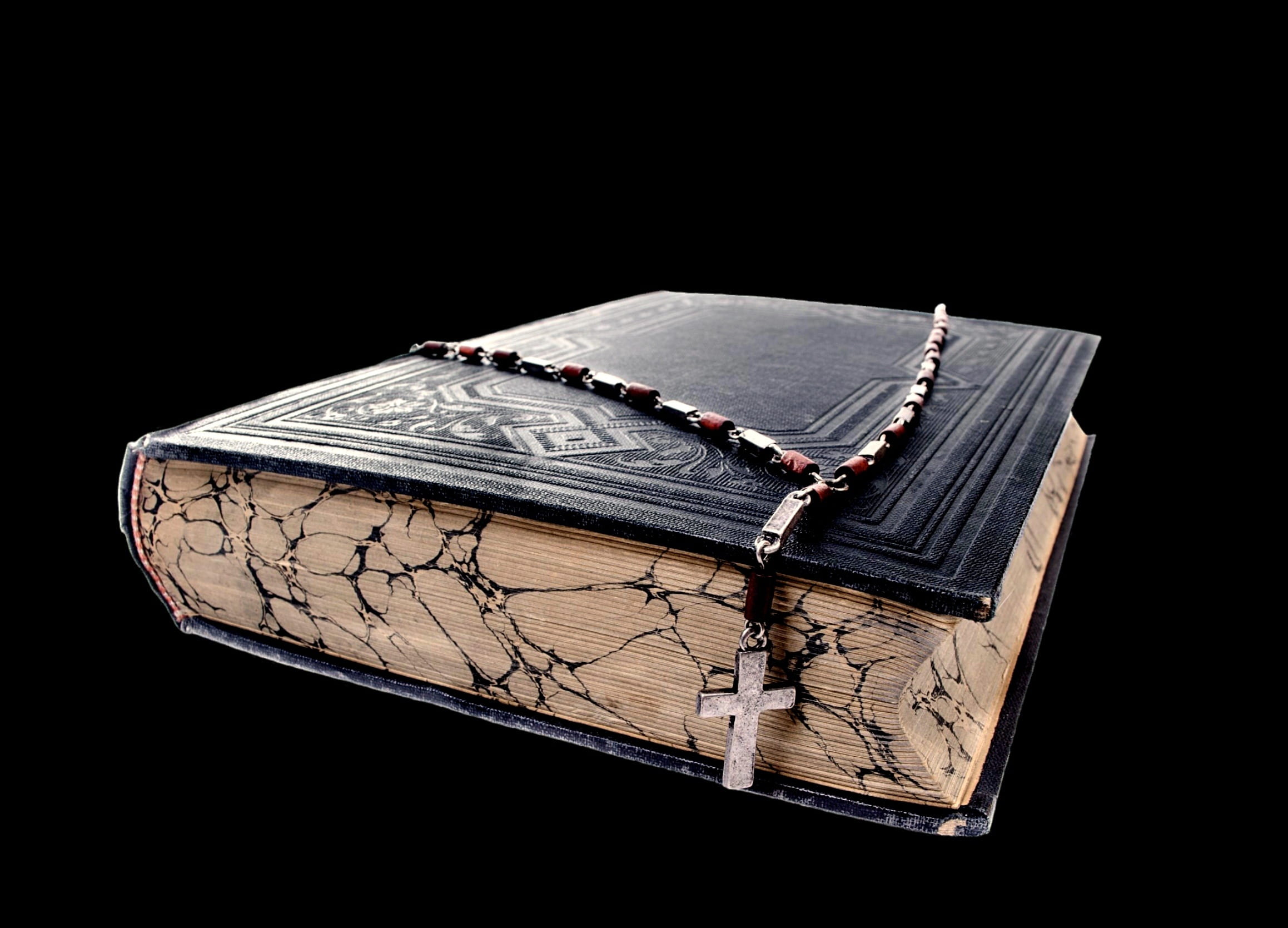 crucifix, asceticism, pray, easy, christian, wood, 1080P, publication, spirituality, bible, black, mental, orthodox, education, trailers, red, evangelical, HD Wallpaper