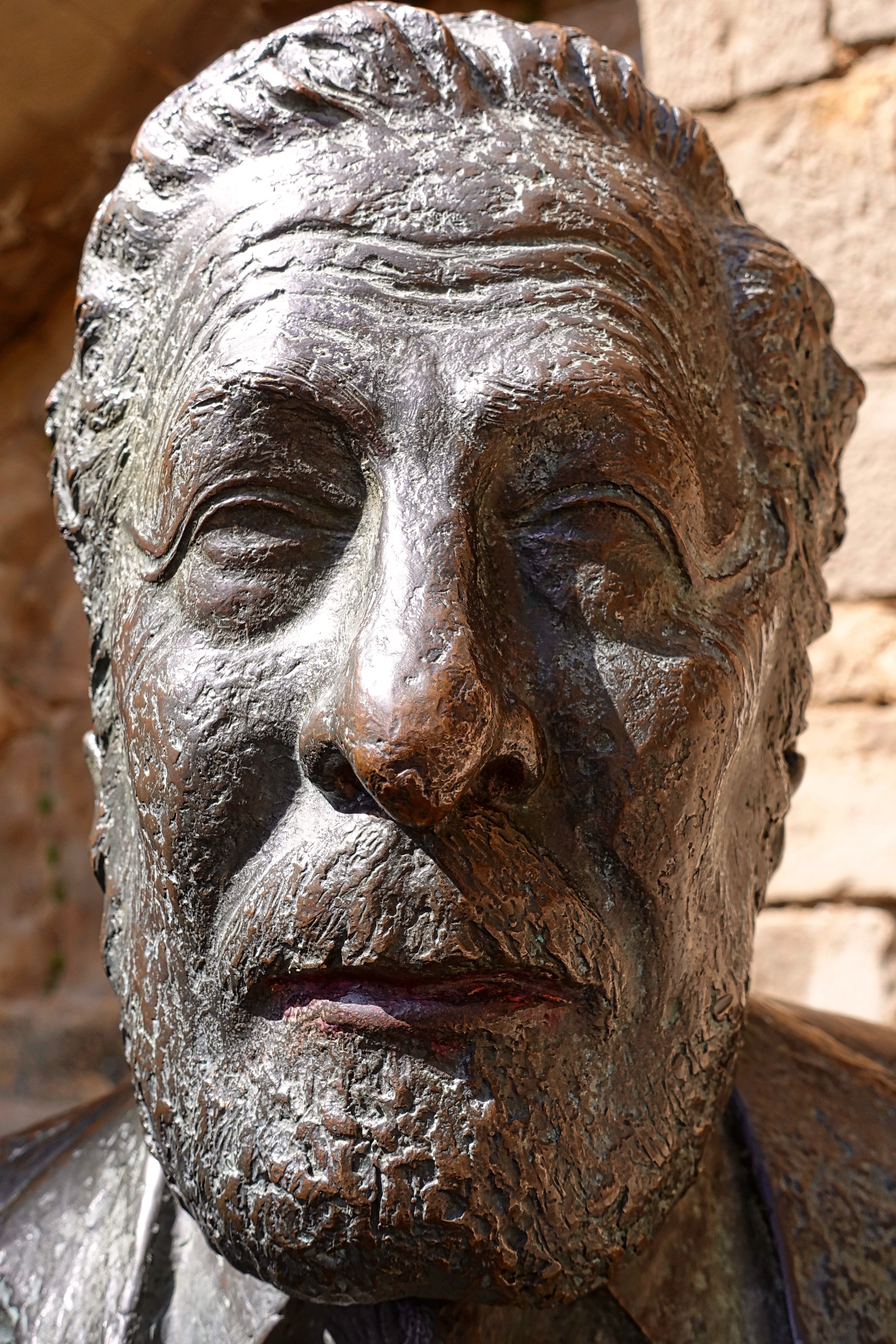 human representation, wood - material, face, art and craft, representation, carving - craft product, day, sculpture, detail, statue, architecture, close-up, Phone HD Wallpaper