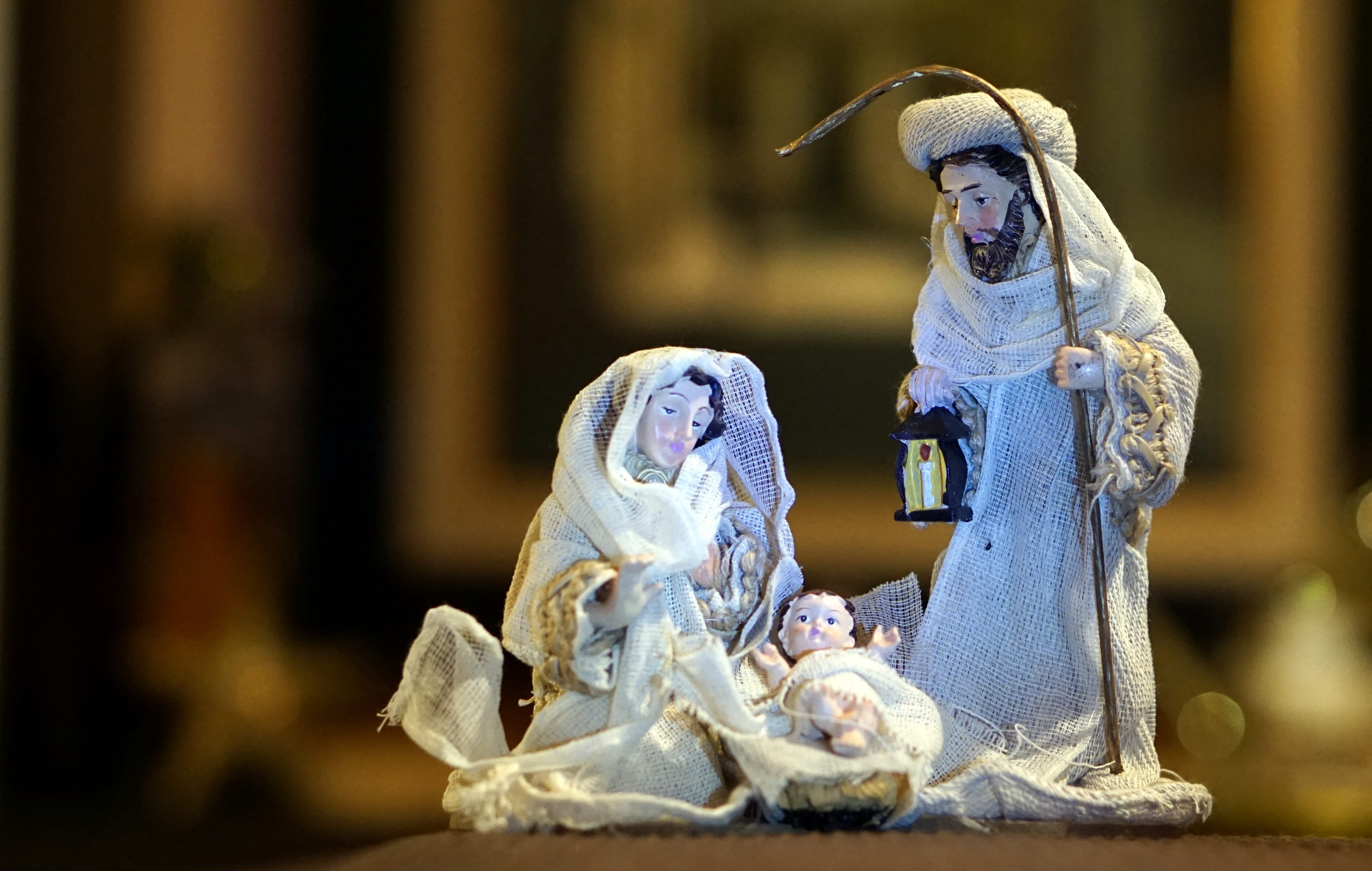 angel, spirituality, art and craft, focus on foreground, sculpture, catholic, birth, fear, waist up, jesus, child jesus, birth christmas, jose, people, HD Wallpaper