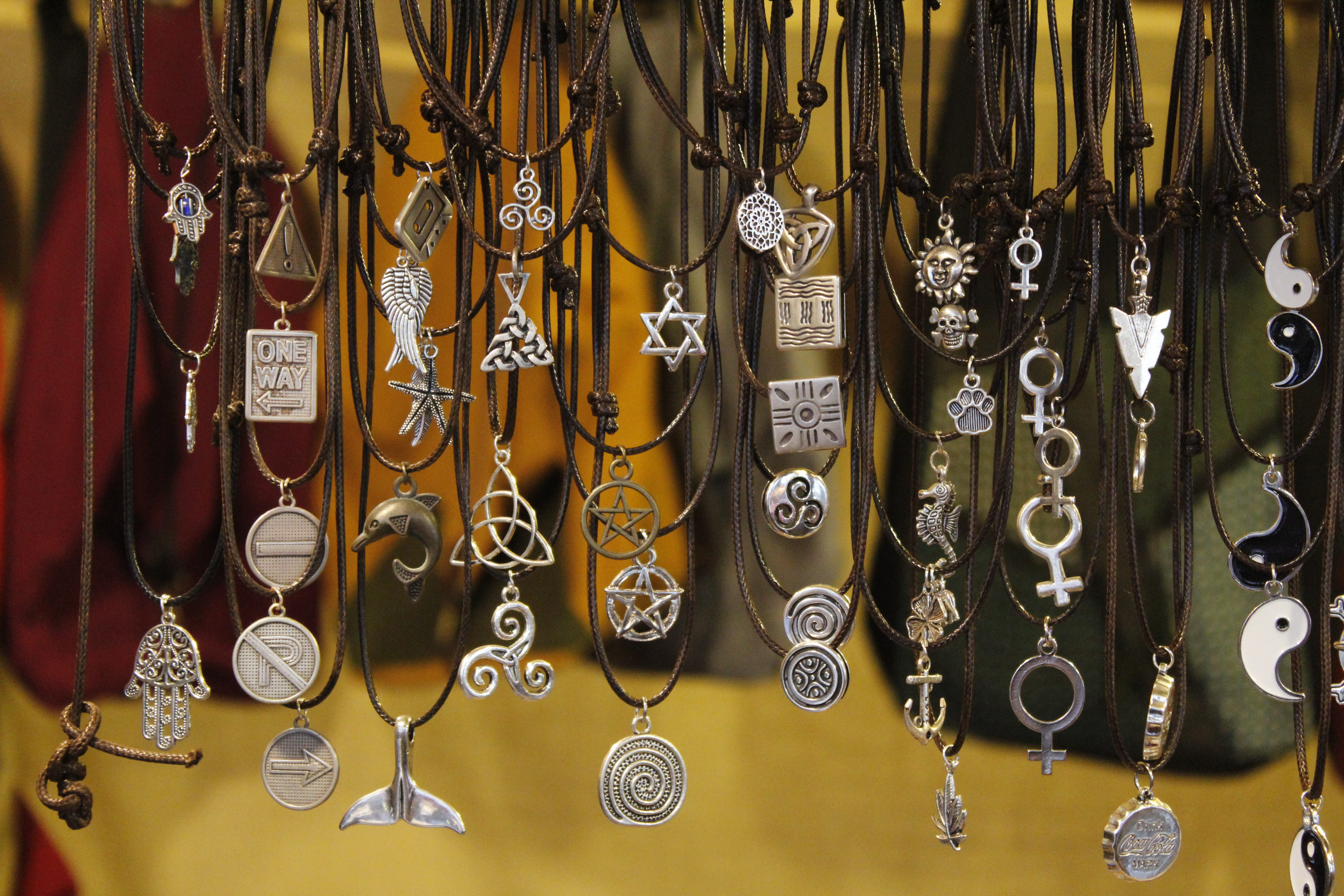 store, clothing, music, symmetry, variation, hand made, selling, spain, consumerism, tribal symbol, retail, footwear, sale, metal, necklace, large group of objects, HD Wallpaper