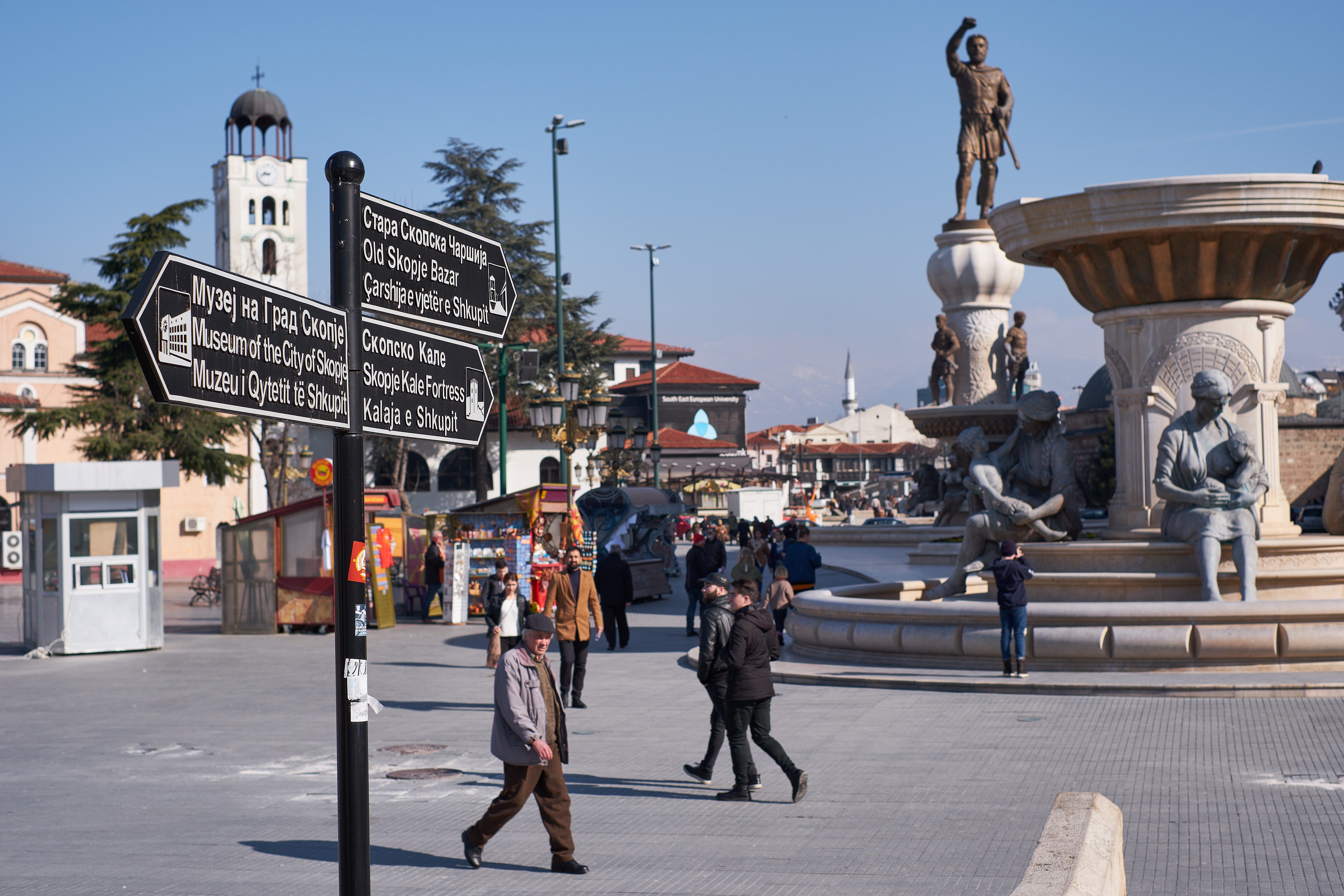 nature, monument, incidental people, people walking, architecture, sculpture, sky, city, tourist place, alexander the great, people, real people, street, HD Wallpaper