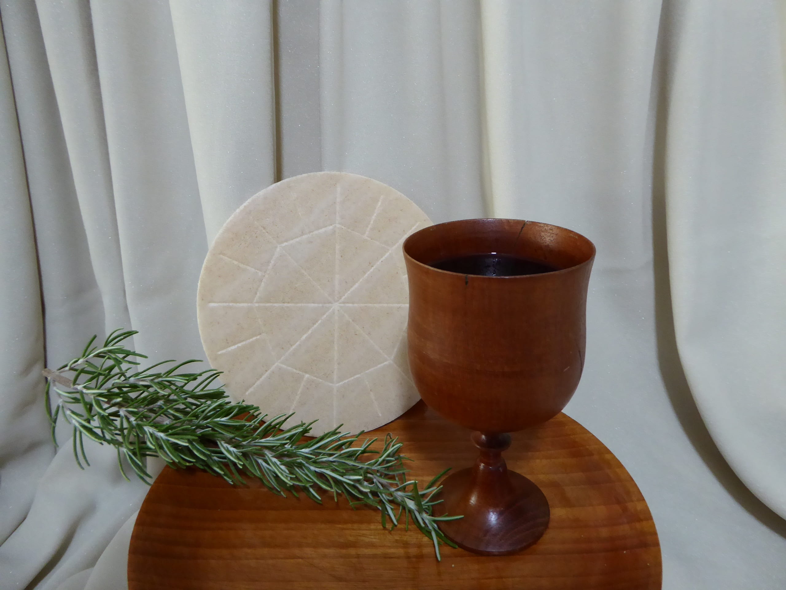 drink, wafer, food, cup, religion, nature, catholic, sacrament, freshness, plant, no people, curtain, chalice, mass, table, wood - material, copper, food and drink, HD Wallpaper