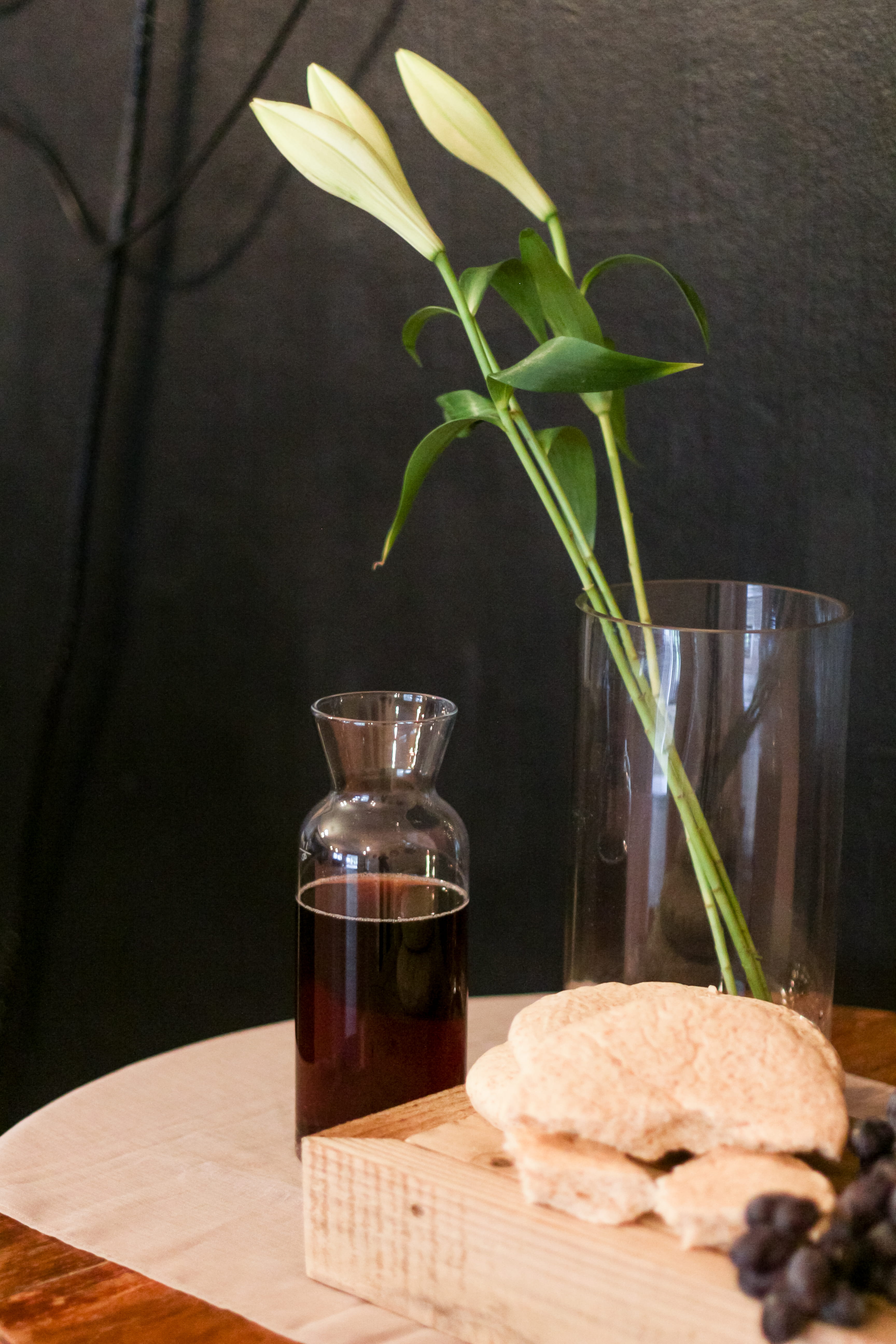 flower, container, table, potted plant, drink, food, vase, food and drink, communion, church, believers, close-up, glass - material, transparent, blossom, Phone HD Wallpaper