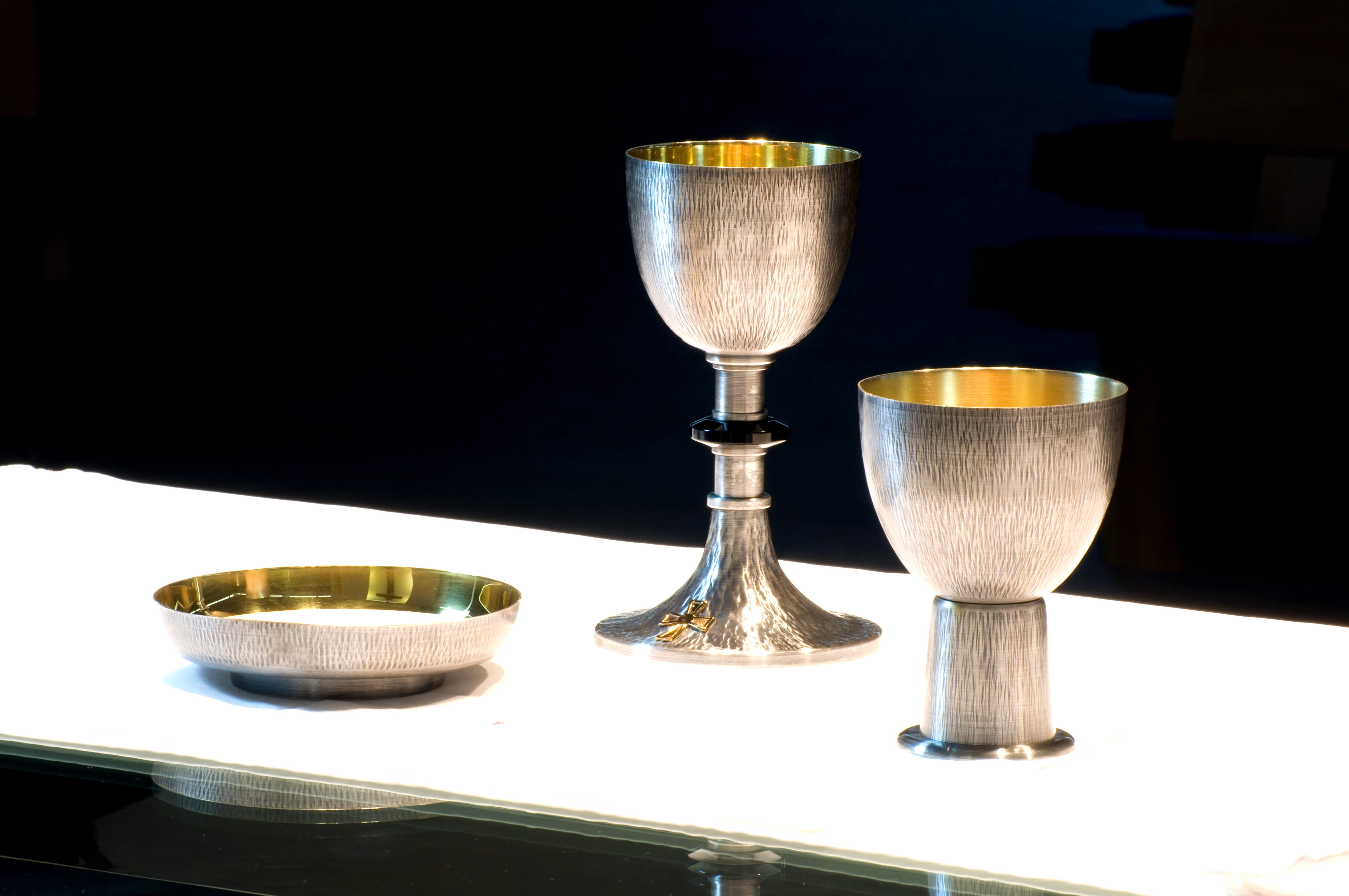 close-up, food and drink, no people, catholic, freshness, paten, 5K, metal, coffee, indoors, tray, corpus christ, table, drink, household equipment, glass, HD Wallpaper