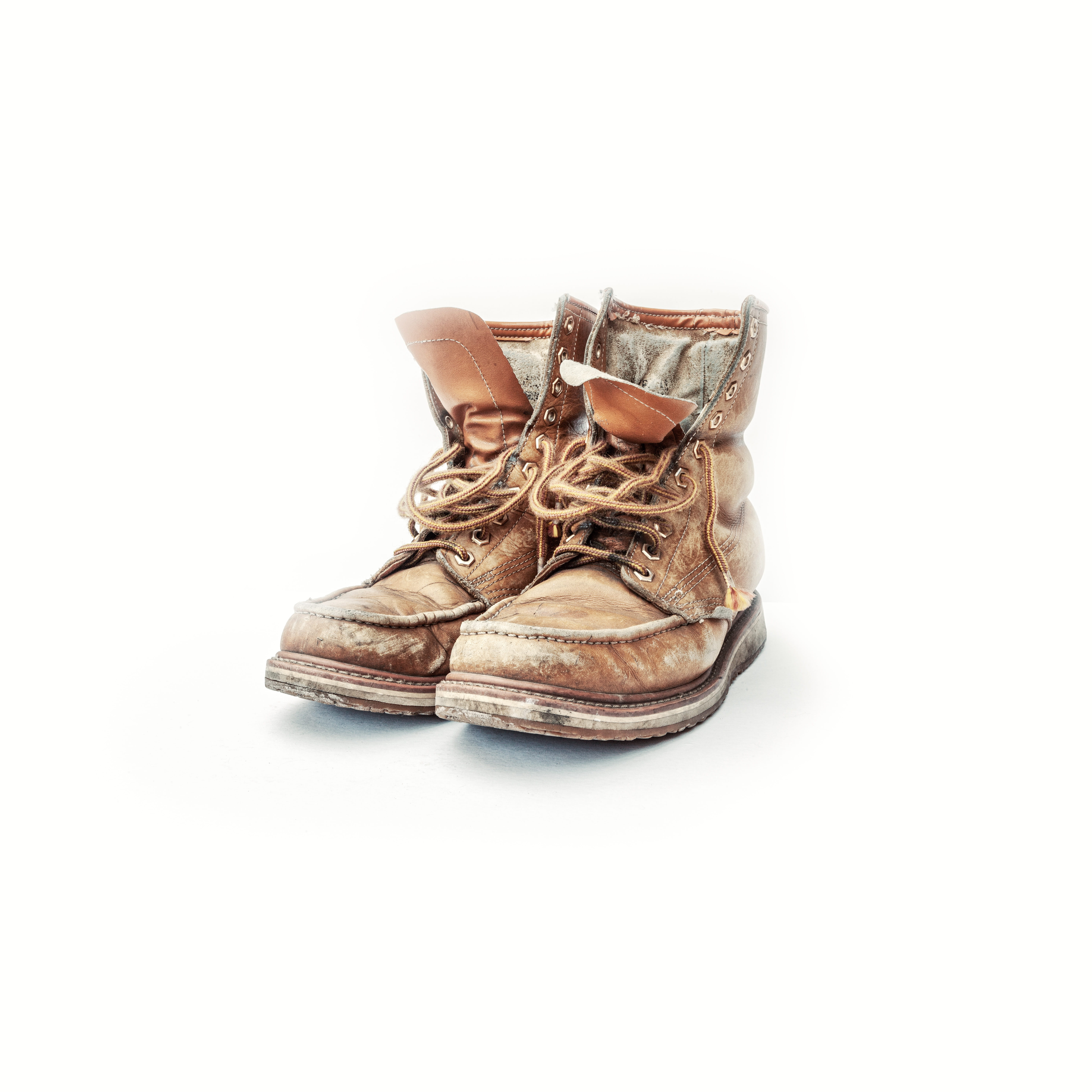 sandal, khaki, dry, still life, wellbeing, lobostudio.hamburg, shoes, crumpled, lace, indoors, pair, two objects, used, hamburg, germany, suede, white, Phone HD Wallpaper