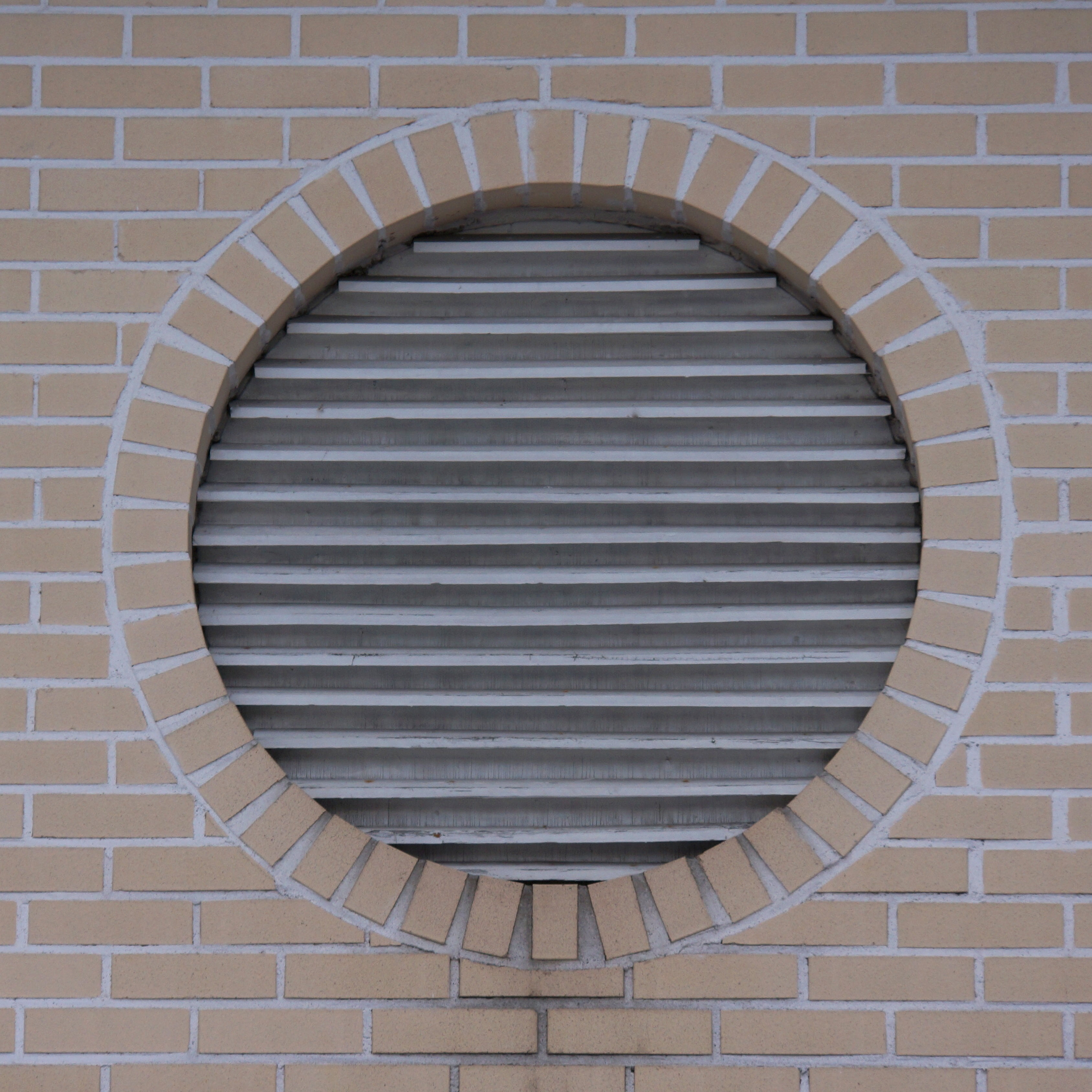 pattern, wall, backgrounds, architecture, brick, building construction, 2K, geometric shape, window on a brick wall, wall - building feature, circle, built structure, Phone HD Wallpaper