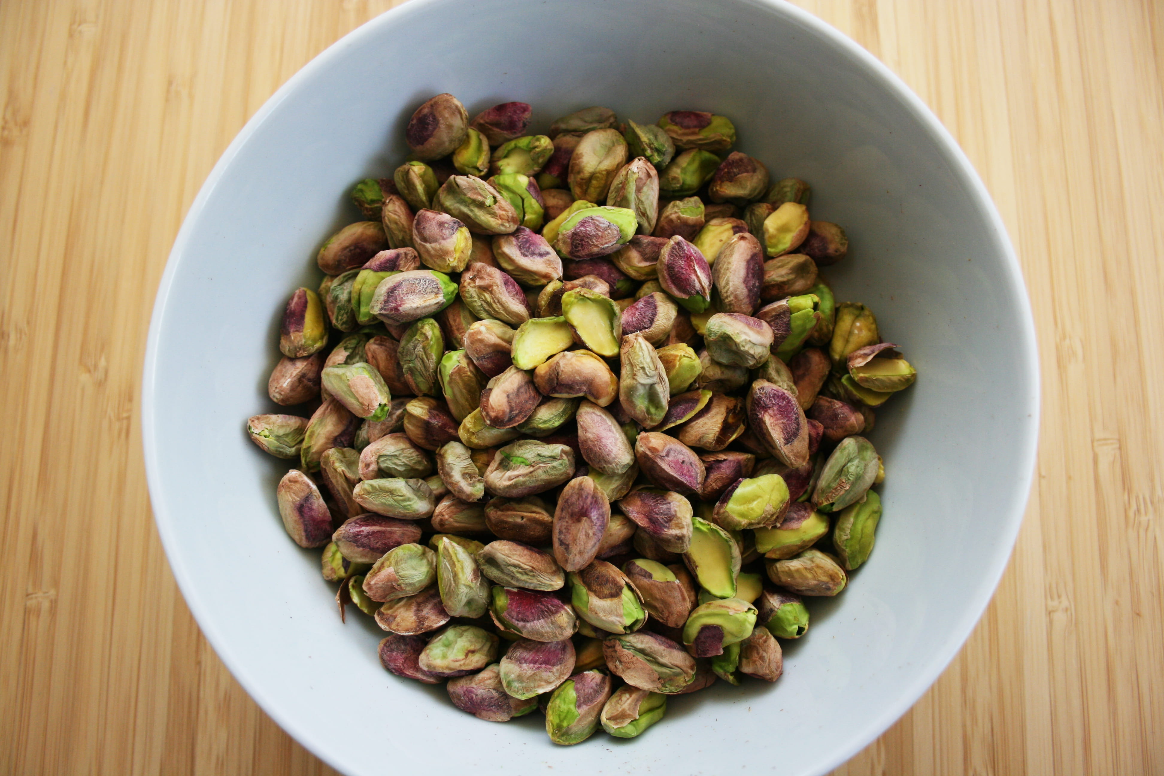 purple, food, high angle view, still life, wellbeing, green, food and drink, pistachio, nut, large group of objects, ingredient, contrast, pistachio ice cream, HD Wallpaper