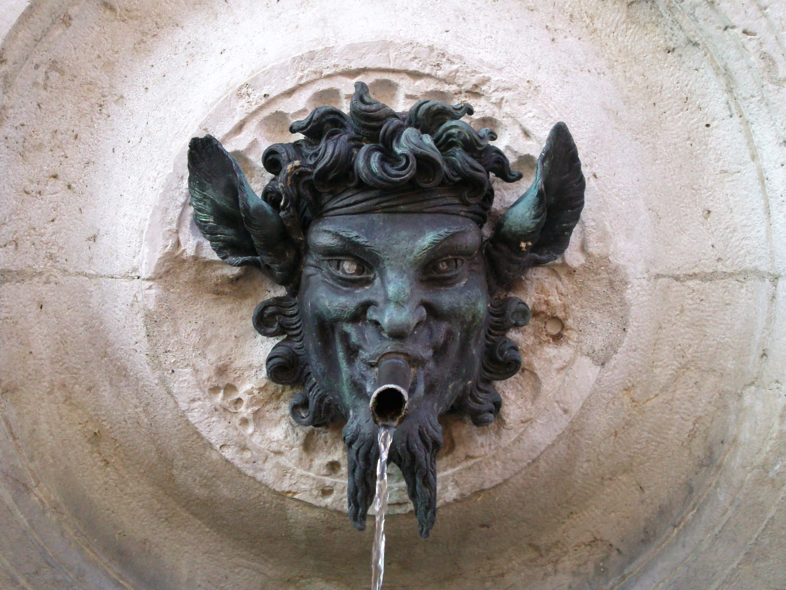 art and craft, no people, mask, representation, ancient, bronze, built structure, wall, history, 2K, art, water, ancon, architecture, statue, day, mammal, HD Wallpaper