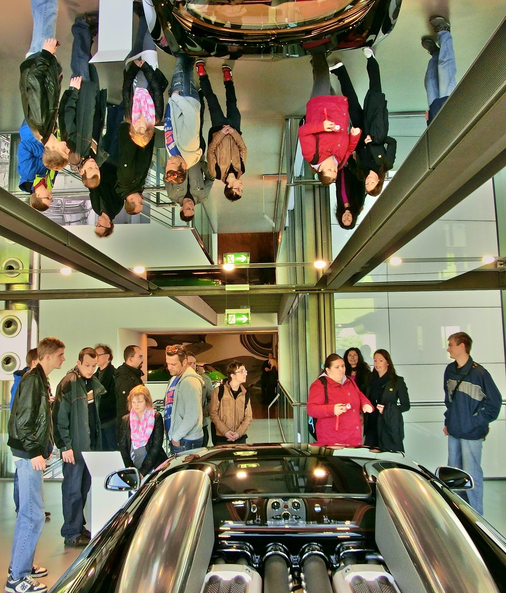 nostalgic, car museum, casual clothing, classic, 1080P, people, mode of transportation, architecture, crowd, transparent, vehicle, ceiling, transportation, Phone HD Wallpaper