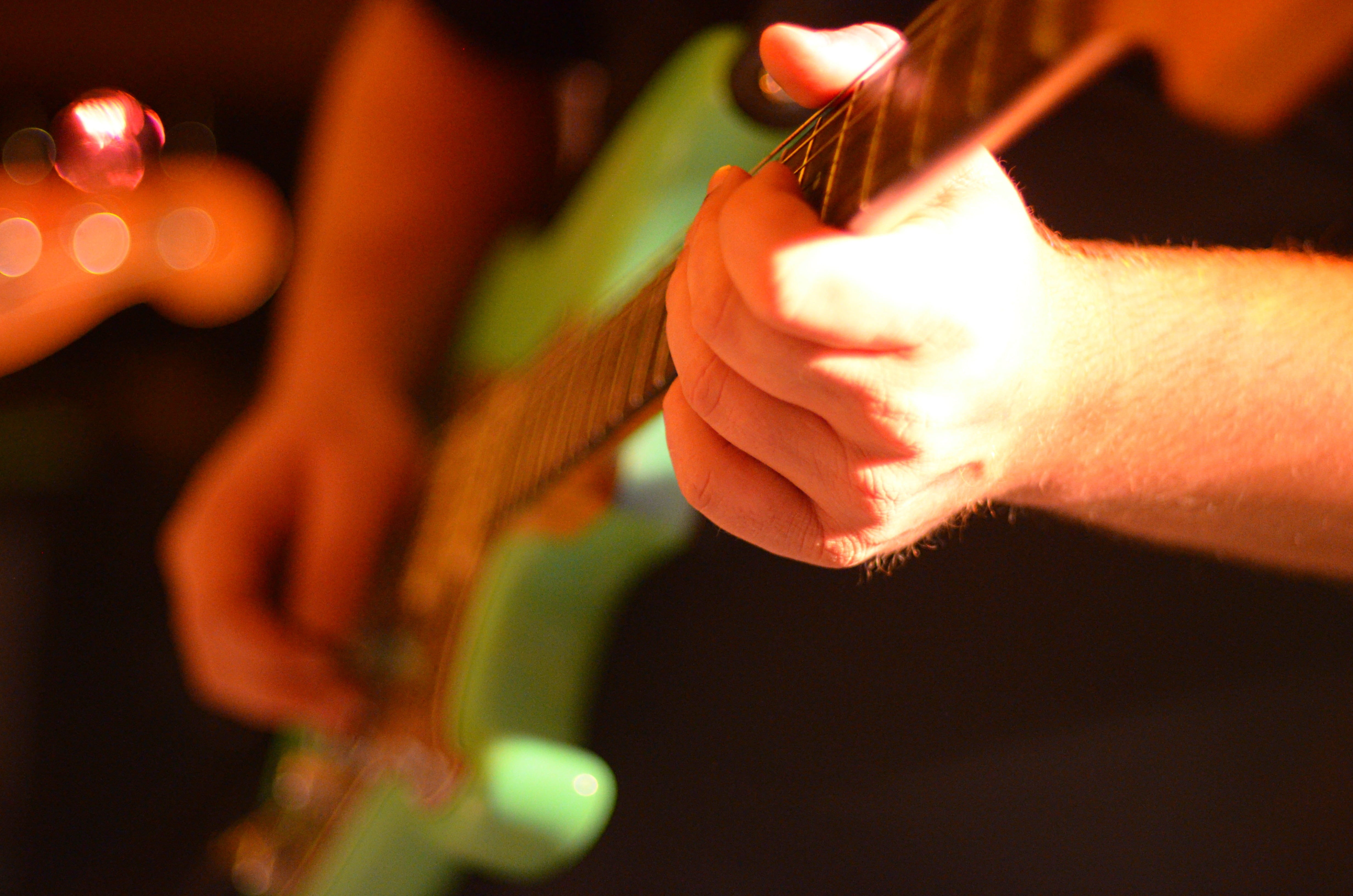 instrumental, ady, adult, guitar, holding, indoors, artist, men, man, playing, focus, one person, canada, focus on foreground, close-up, selective, finger, HD Wallpaper