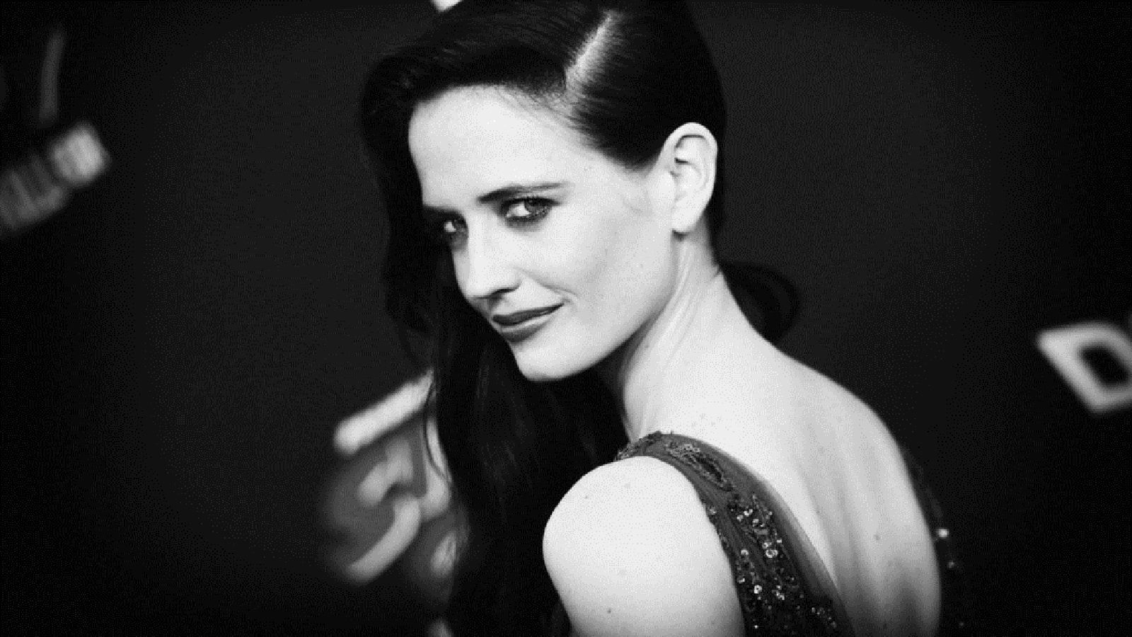 monochrome, lovely, beauty, beautiful, sweet, smile, woman, green, movie, 720P, love, atresess, eva, HD Wallpaper