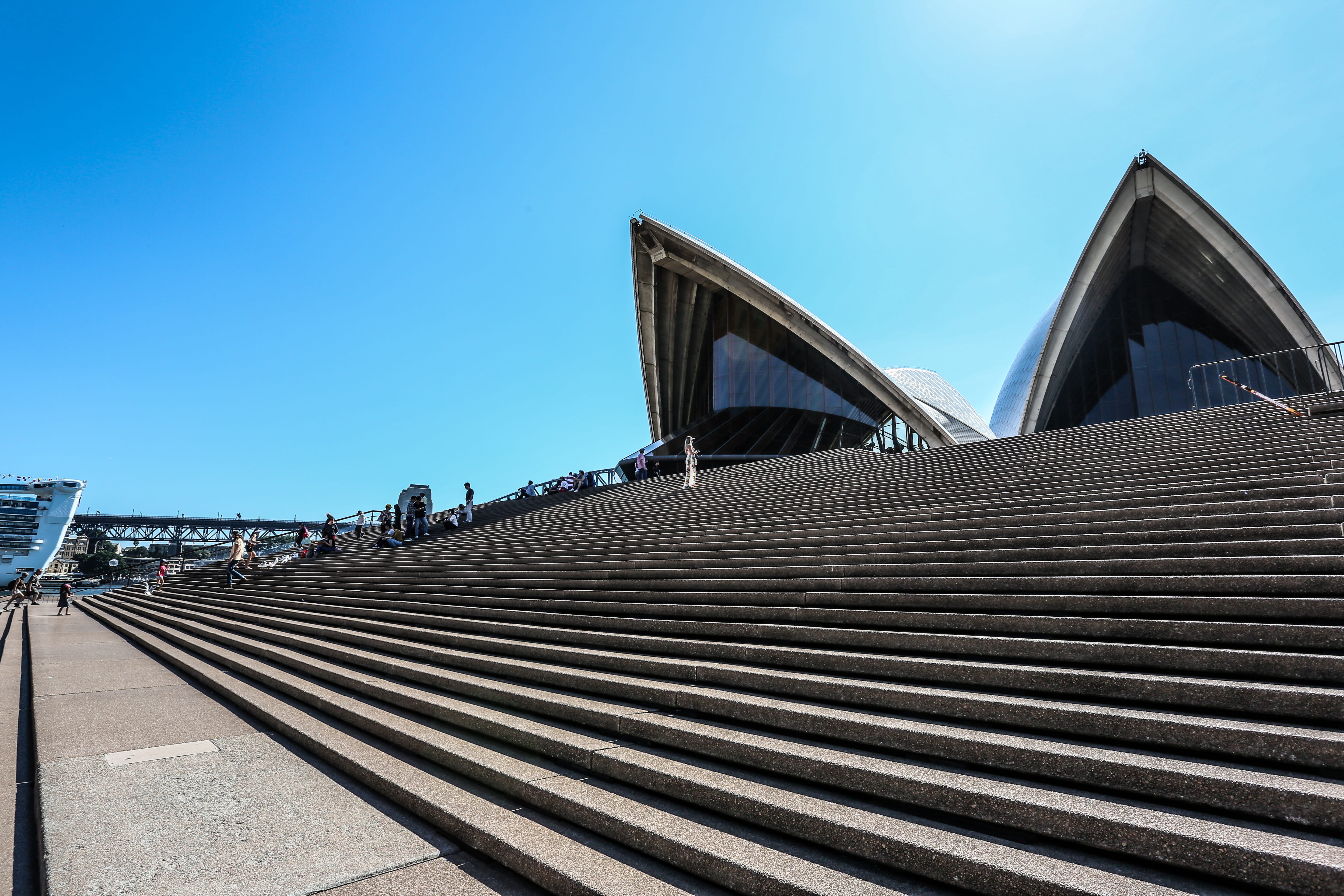 views, clear sky, landscape, sky, Opera, bridge - man made structure, modern, Sydney, baiyun, city, bridge, concrete, Australia, travel destinations, railing, HD Wallpaper