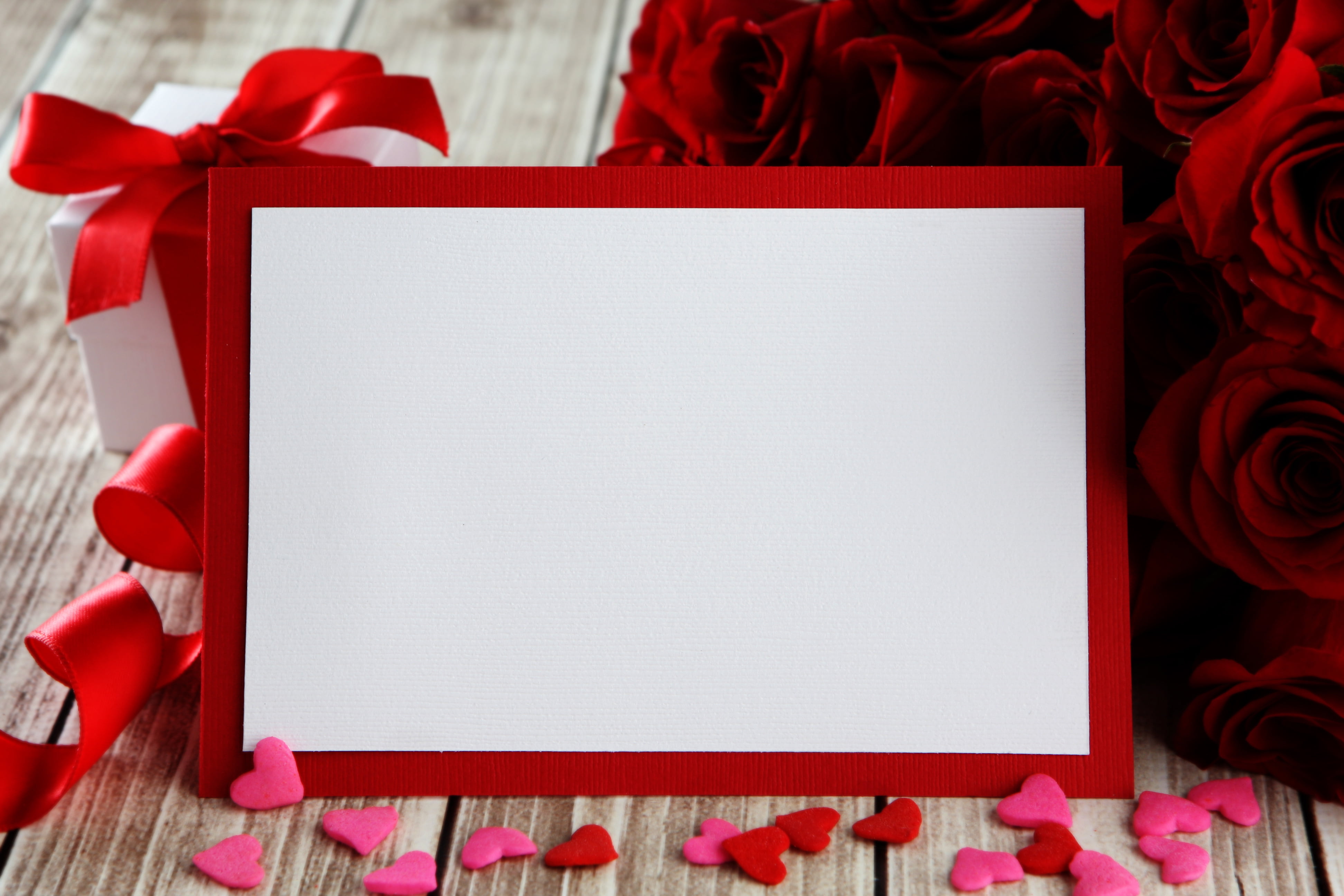 4K, gift box, decoration, flowers, box - container, red, valentines day - holiday, copy space, empty, roses, frame, close-up, valentines day, paper, love, HD Wallpaper