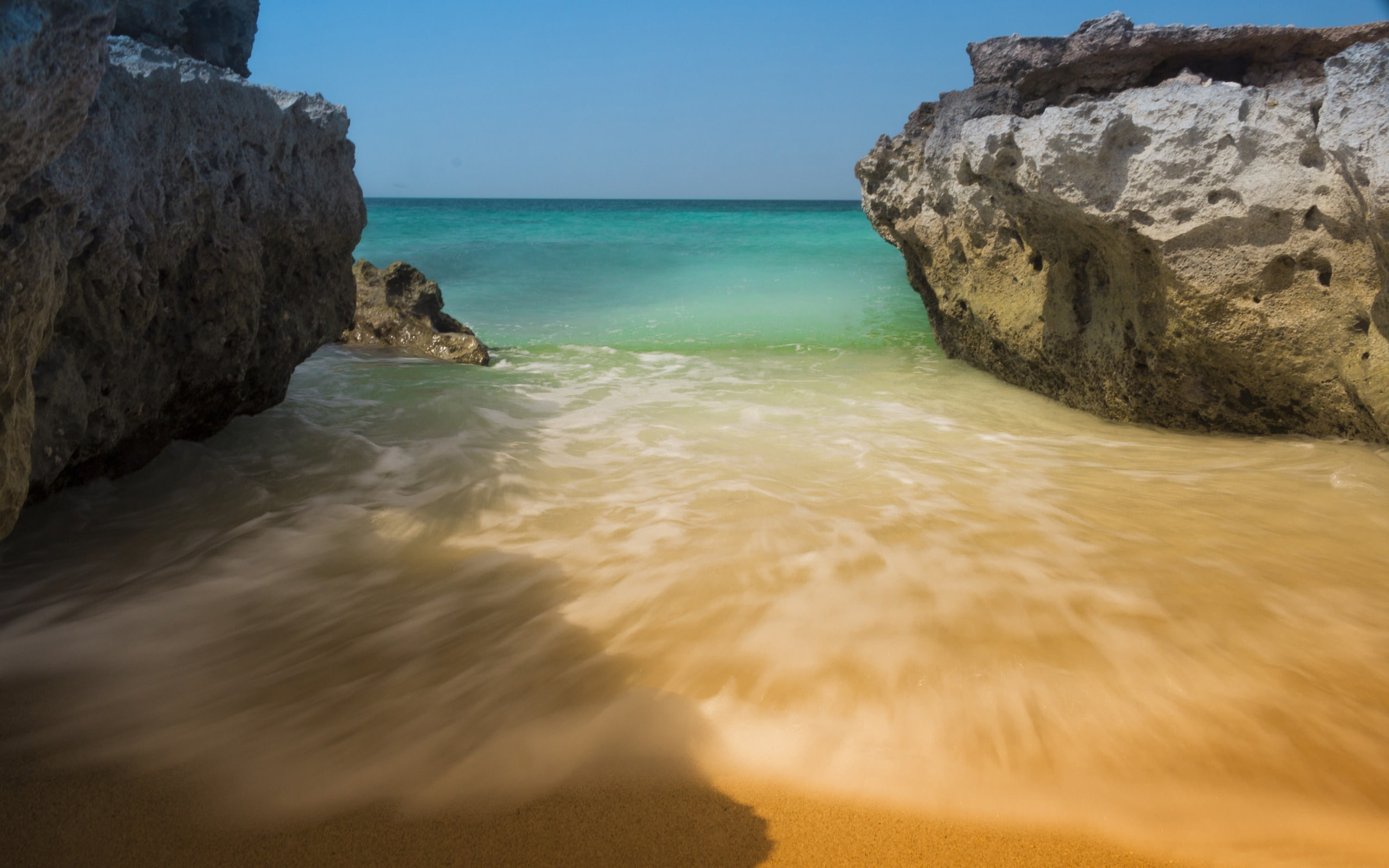 solid, sea, sky, nature, tranquility, kish, beauty in nature, beach, horizon, horizon over water, land, motion, rock formation, island, 2K, outdoors, scenery, HD Wallpaper