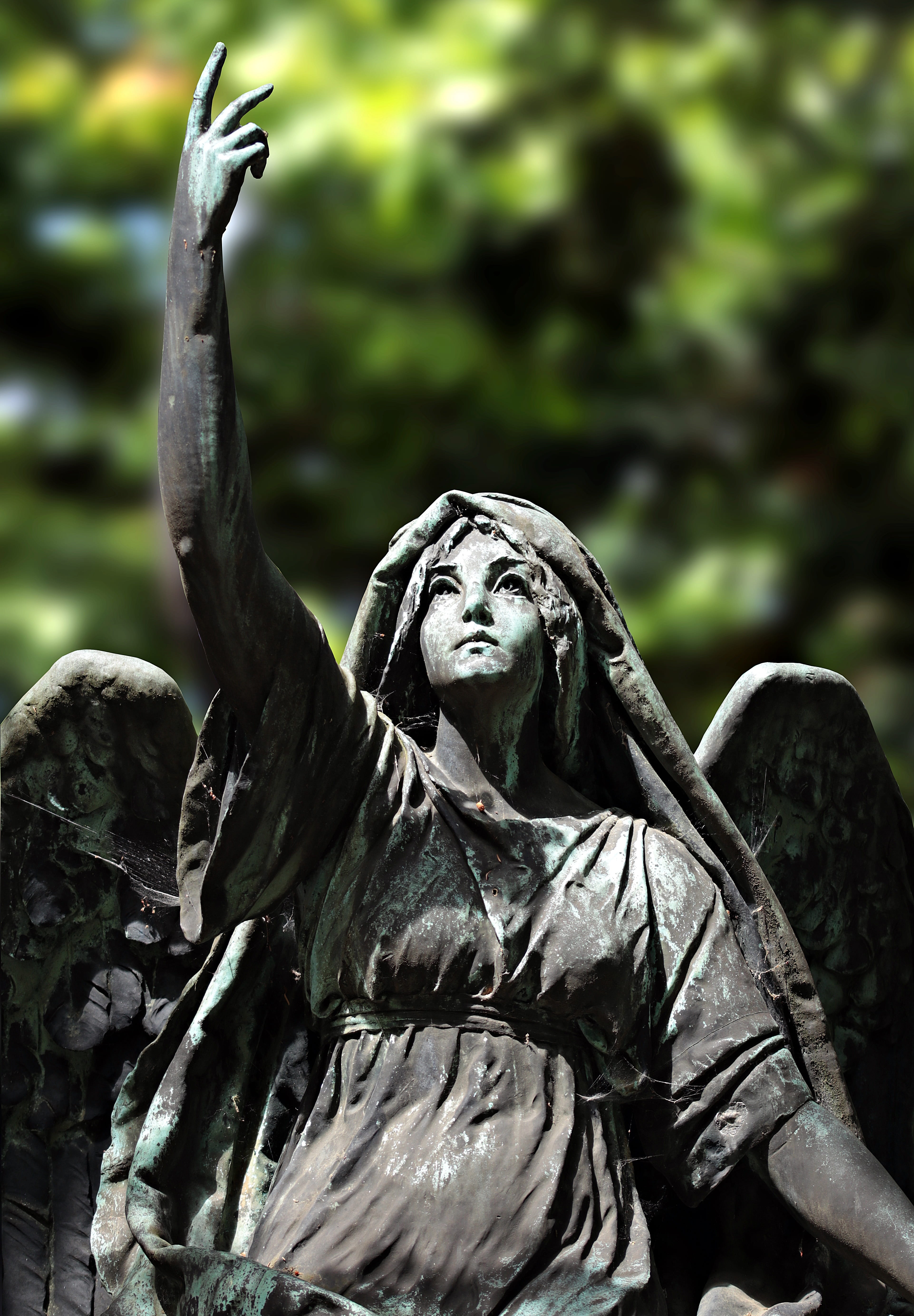 statuette, female likeness, close-up, no people, memory, figure, angel figure, human representation, statue, melancholic, selective focus, focus on foreground, Phone HD Wallpaper