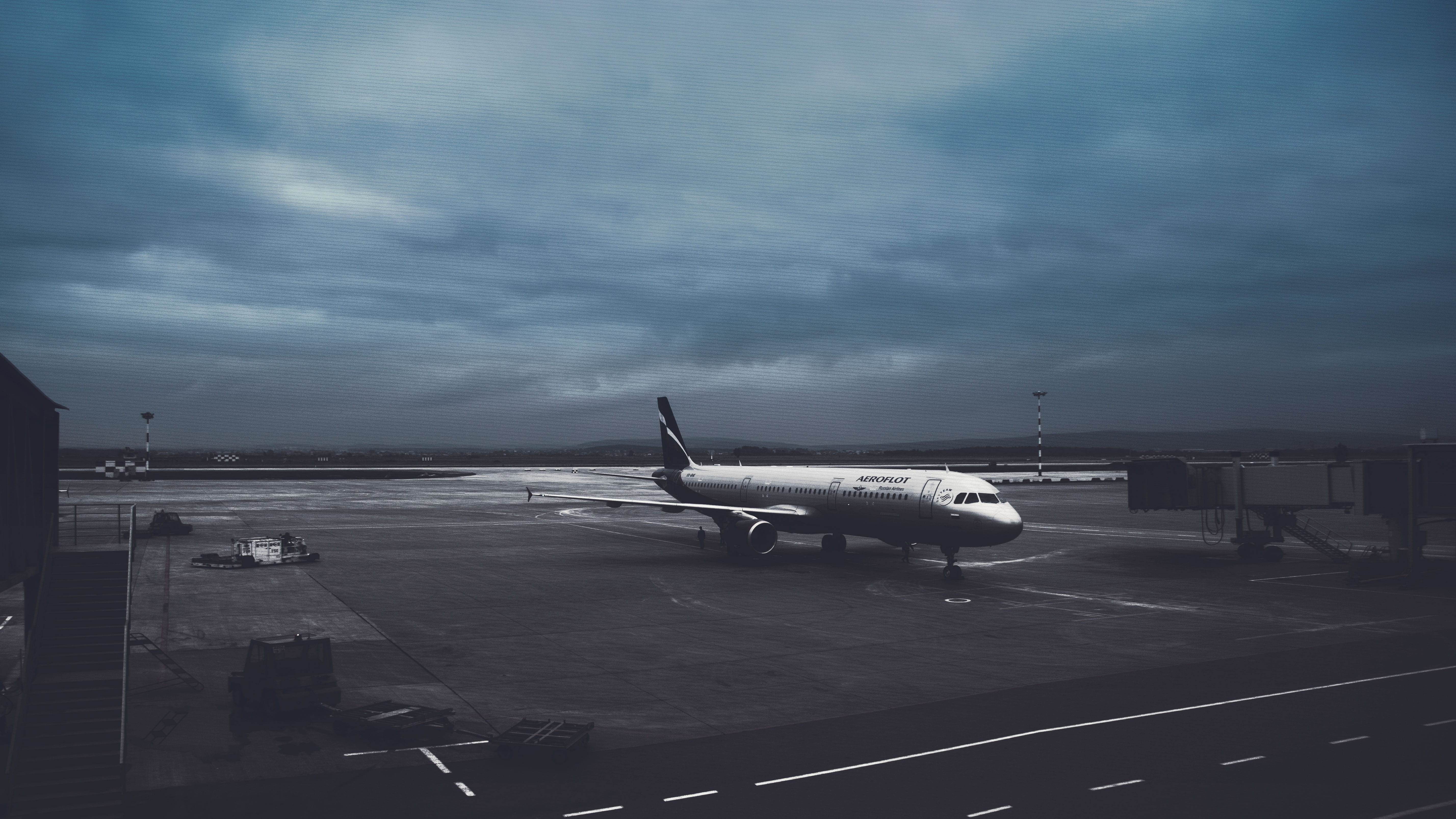 journey, air vehicle, sky, machinery, outdoors, mode of transportation, cloud - sky, no people, summer, vnukovo, airport, way home, russia, shadow, weather, HD Wallpaper