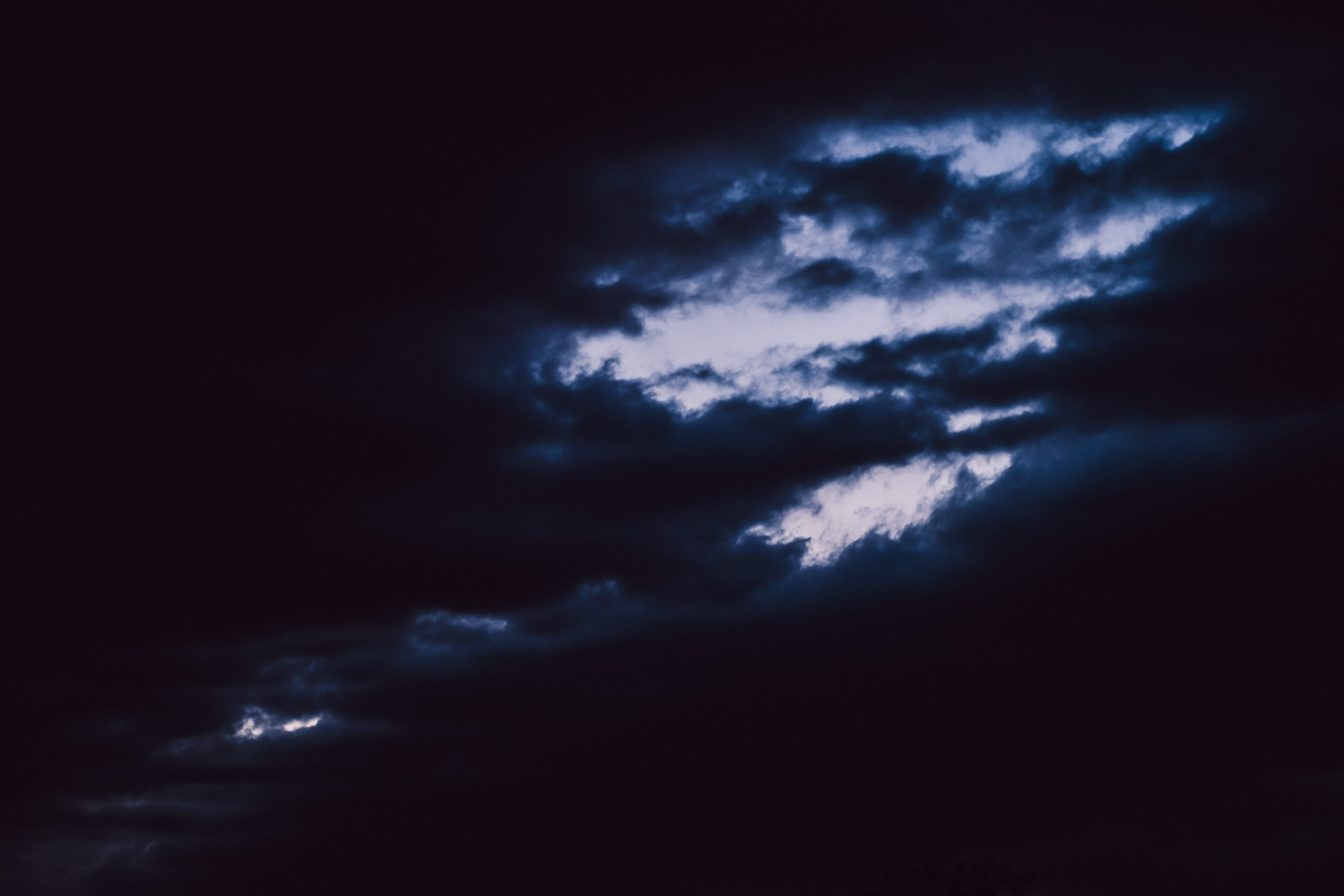 wispy, sky, scenics - nature, gloaming, abstract, climate, meteorology, gloom, dusk, ominous, no people, cloudy, cloud, dullness, wind, storm cloud, 4K, HD Wallpaper