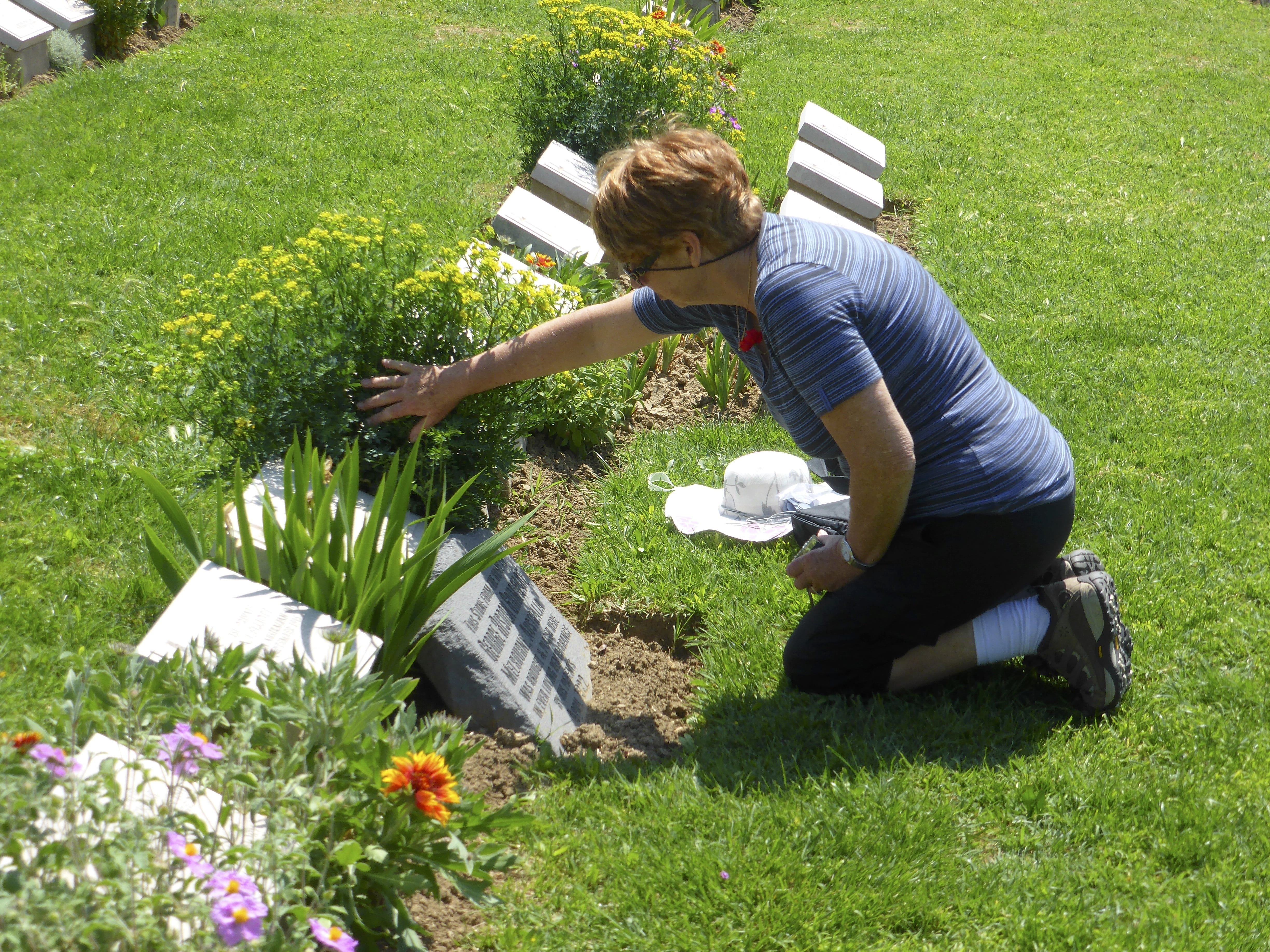 death, nature, day, outdoors, graveyard, loss, remembrance, mourning, flower, real people, full length, mourn, leisure activity, gardening, grass, sorrow, HD Wallpaper