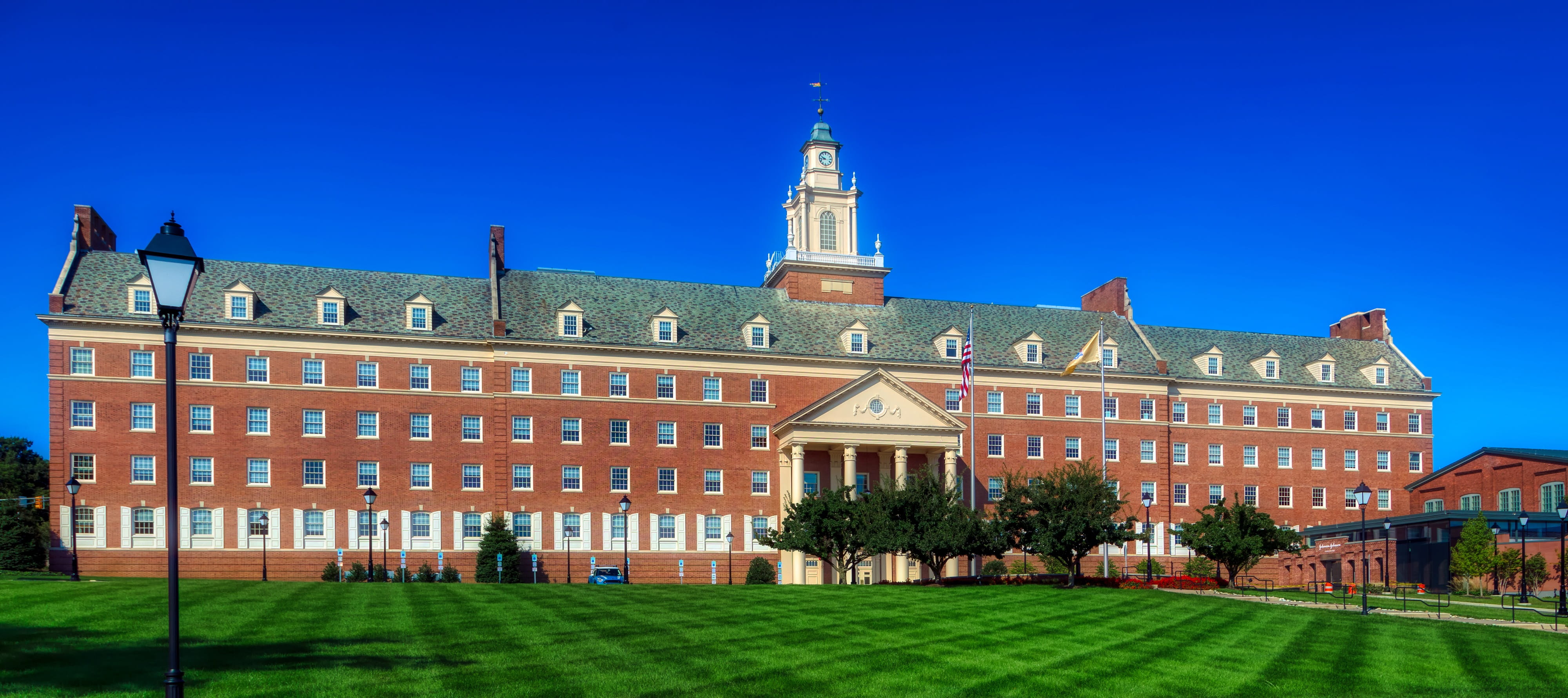 landscape, tower, building, university, plant, clear sky, built structure, government, knowledge, sky, classroom, the past, facade, ornate, architecture, HD Wallpaper