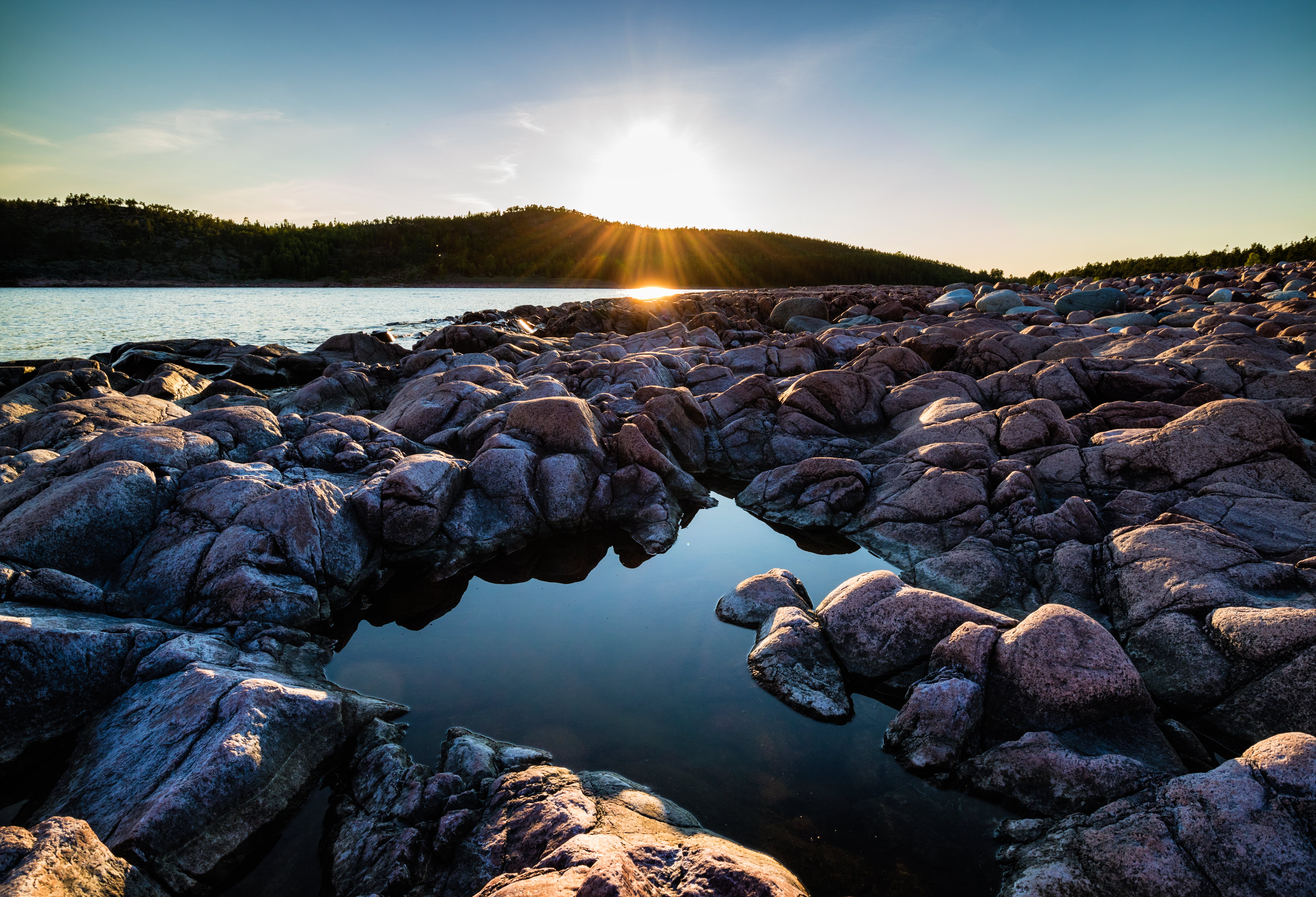 Canon EOS M3, body of water, Coast, Outdoor, Beach, STM, 5K, rock - Object, Rocks, scenics, M 11, Sun set, Sweden, Cliff, body, Landscape, sky, water, HD Wallpaper