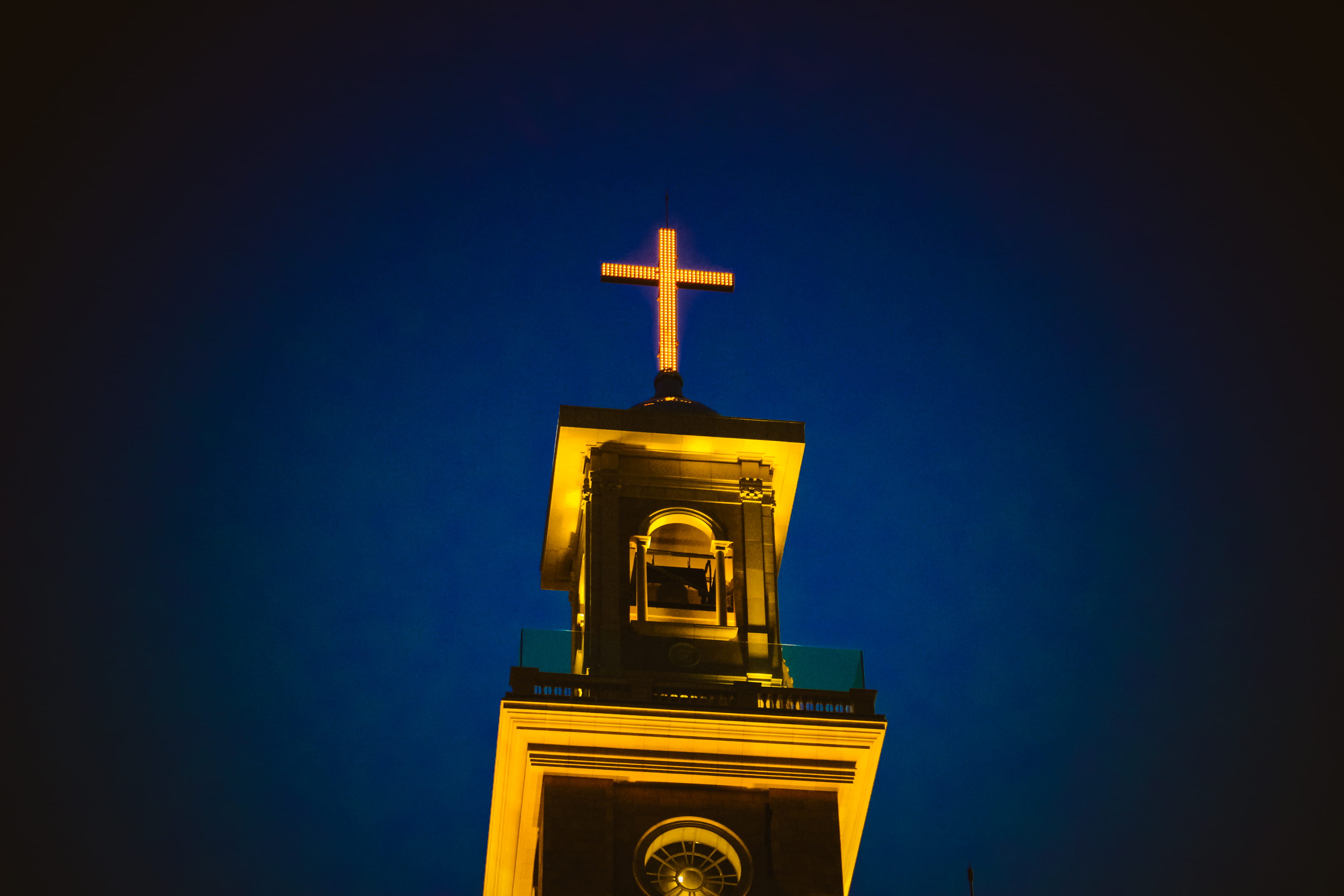 city, 2K, no people, night, church, illuminated, Light, low angle view, religion, photo, christianity, place of worship, building, travel destinations, HD Wallpaper