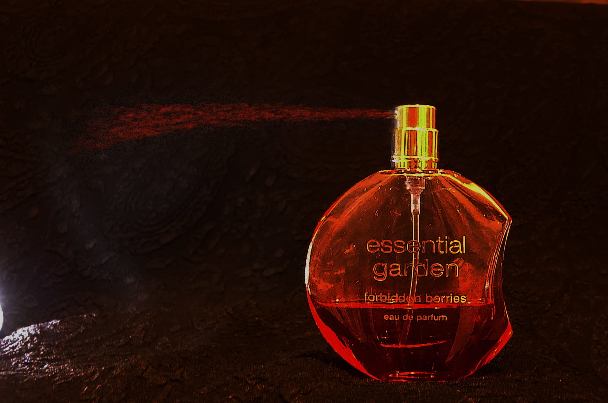 fragrance, Flacon, laboratory, western script, garden, light from below, indoors, red, lighting equipment, glass bottle, refreshment, essential, container, HD Wallpaper