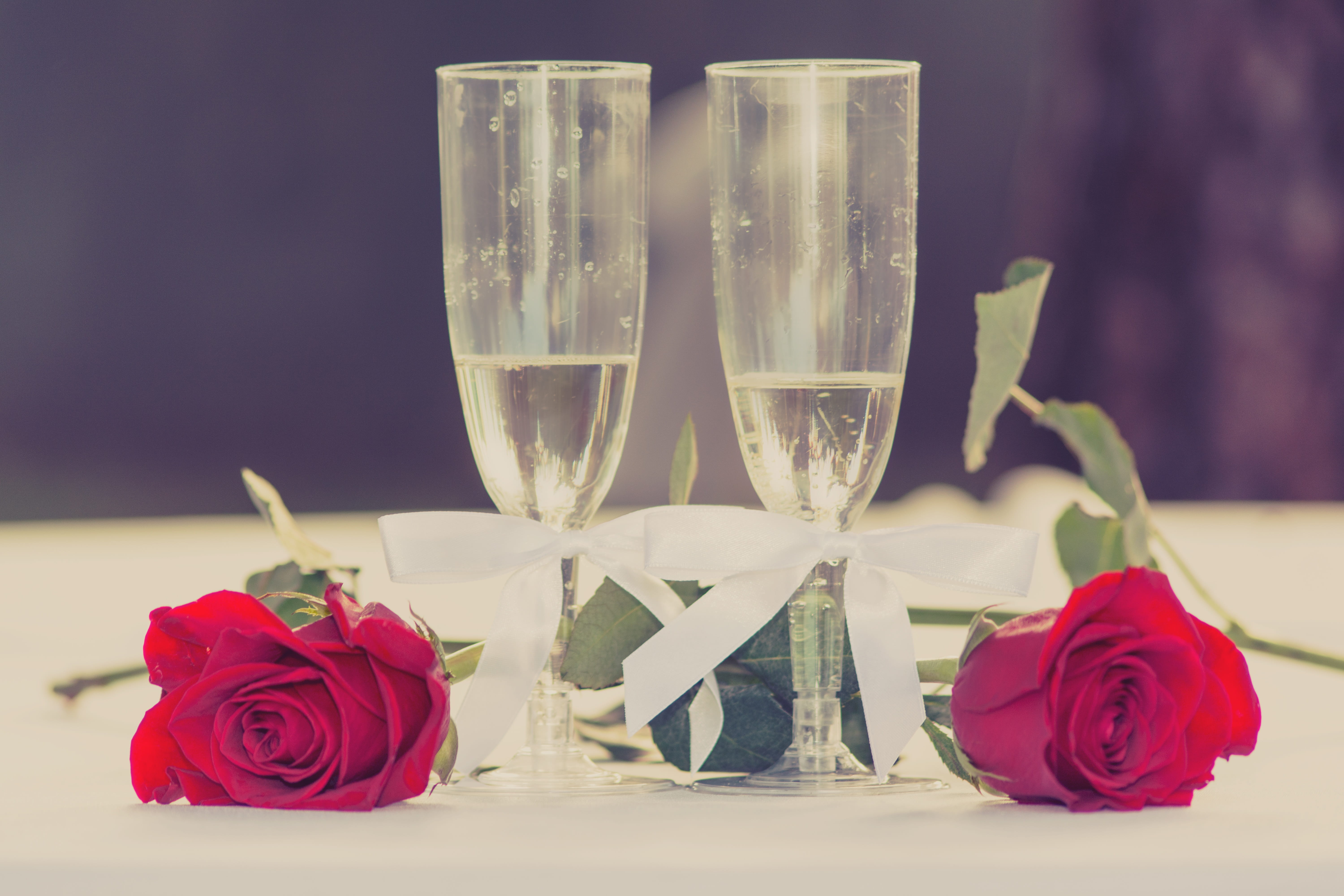 red, greeting, holiday, glass, spring, glasses, wedding, nature, close-up, drawing, flower head, label, flower arrangement, rose, ornate, style, white, HD Wallpaper