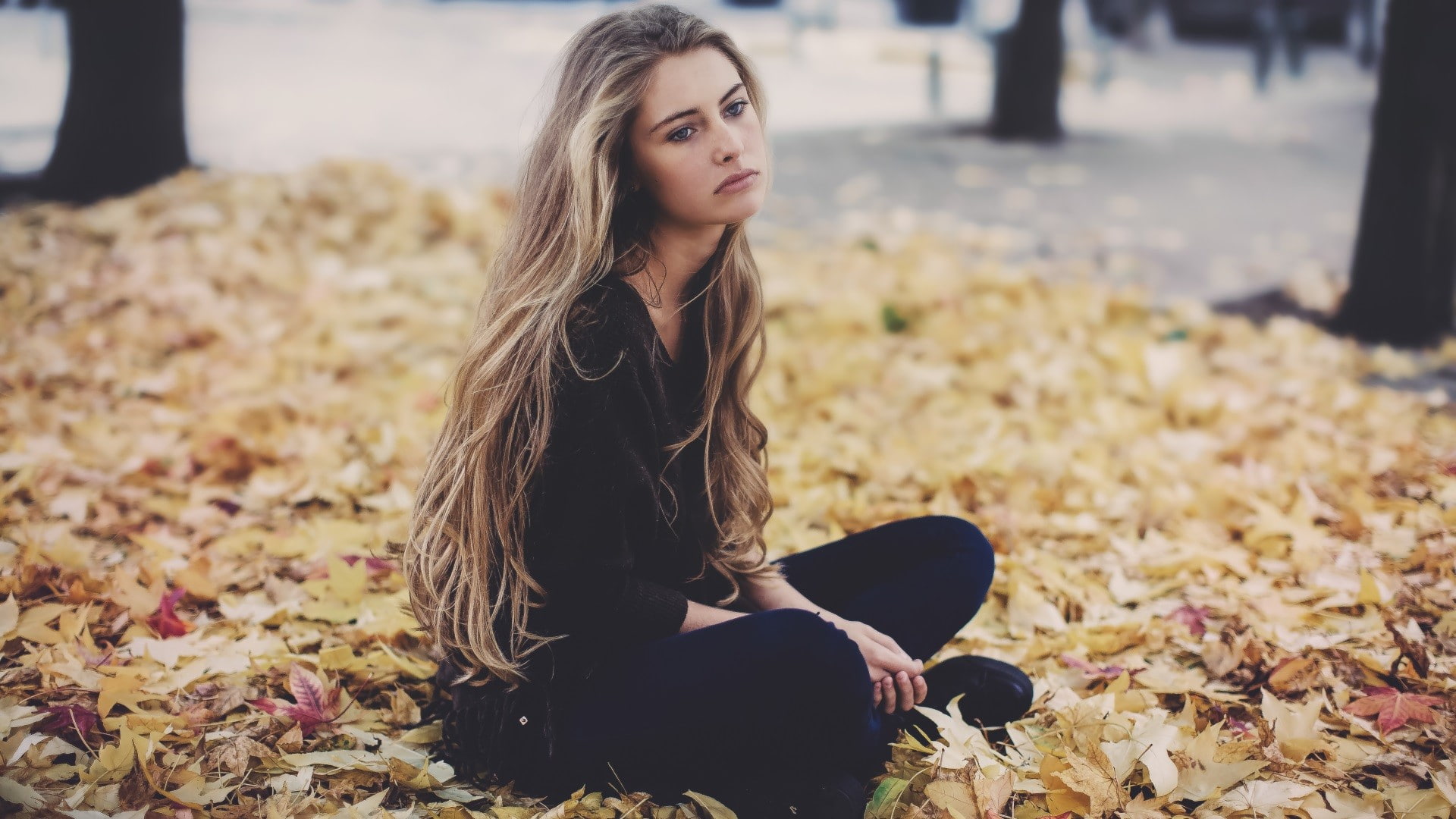 hairstyle, young adult, teenager, long hair, young women, sitting, nature, beauty, lifestyles, Camille Rochette, one person, real people, full length, women, HD Wallpaper