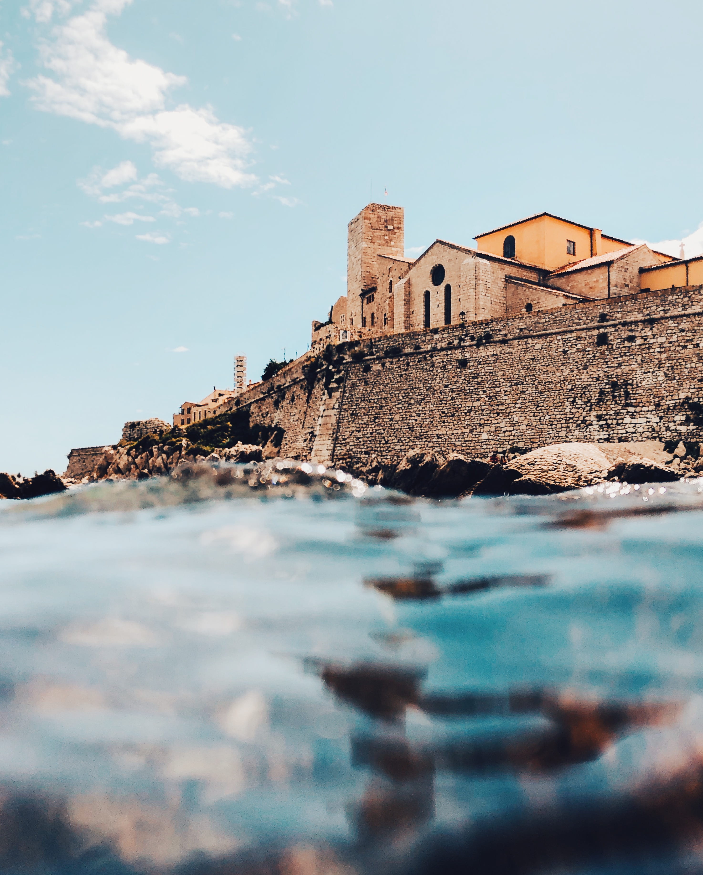 juan-les-pin, residential district, old, photography, canne, castle, coast, history, building, concrete, focus on background, port vauban, summer, swim, Phone HD Wallpaper