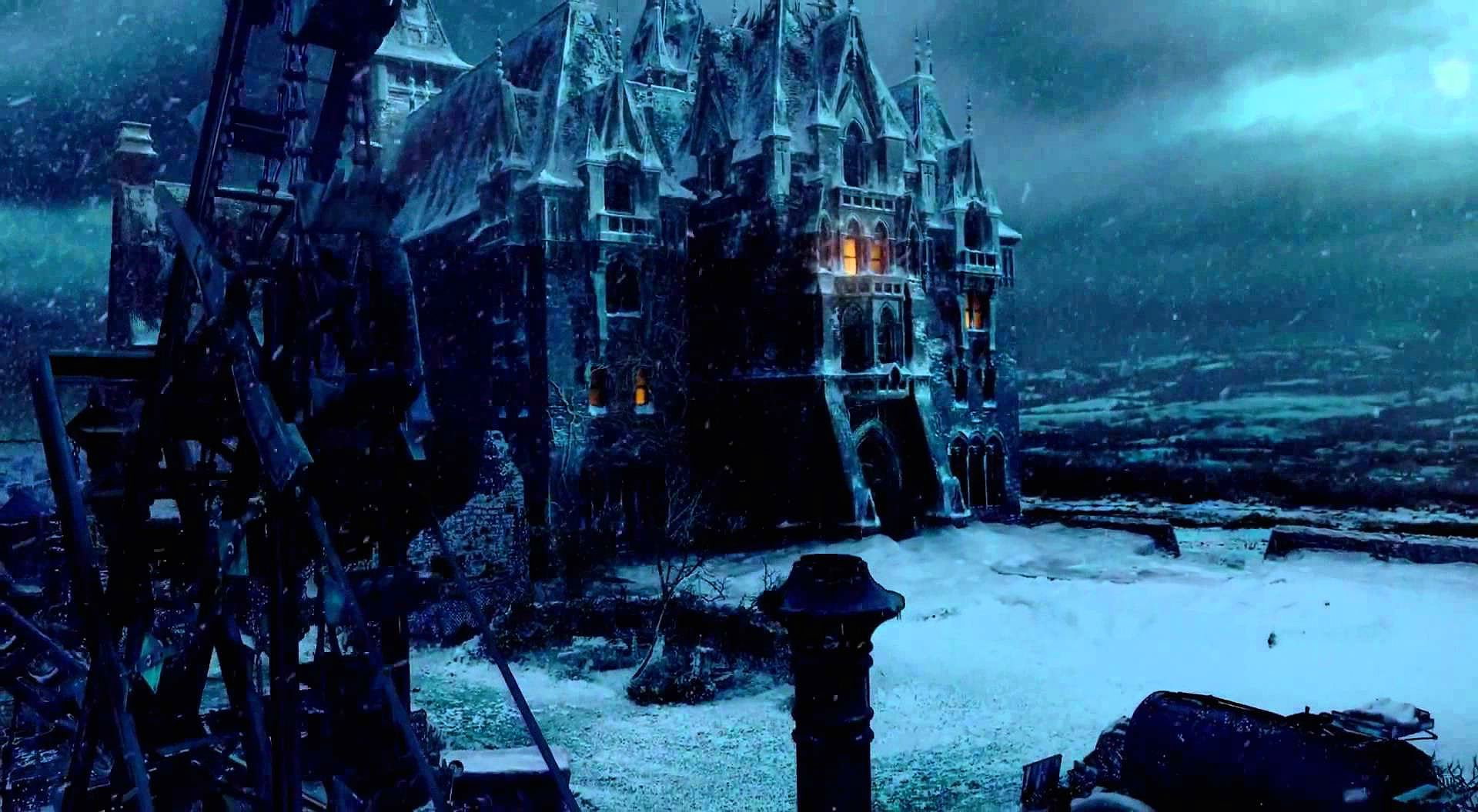 Gothic, horror, cold temperature, snow, castle, religion, supernatural, Darl, outdoors, built structure, sky, crimson, 1crimp, old, city, building, halloween, HD Wallpaper