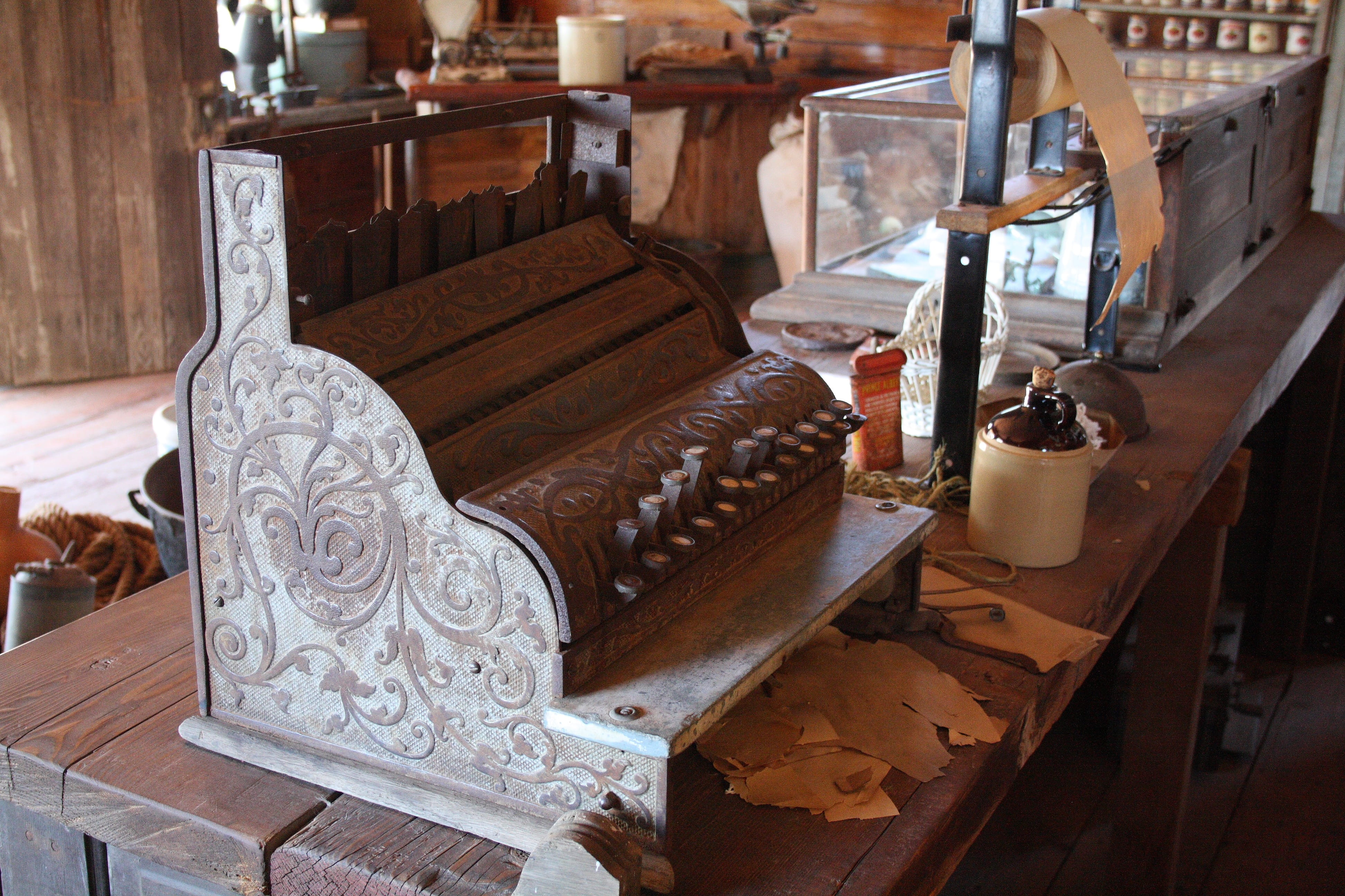 focus on foreground, seat, antique, high angle view, old, day, castle dome, pattern, indoors, Usa, 4K, creativity, no people, history, workshop, Ghost Town, HD Wallpaper