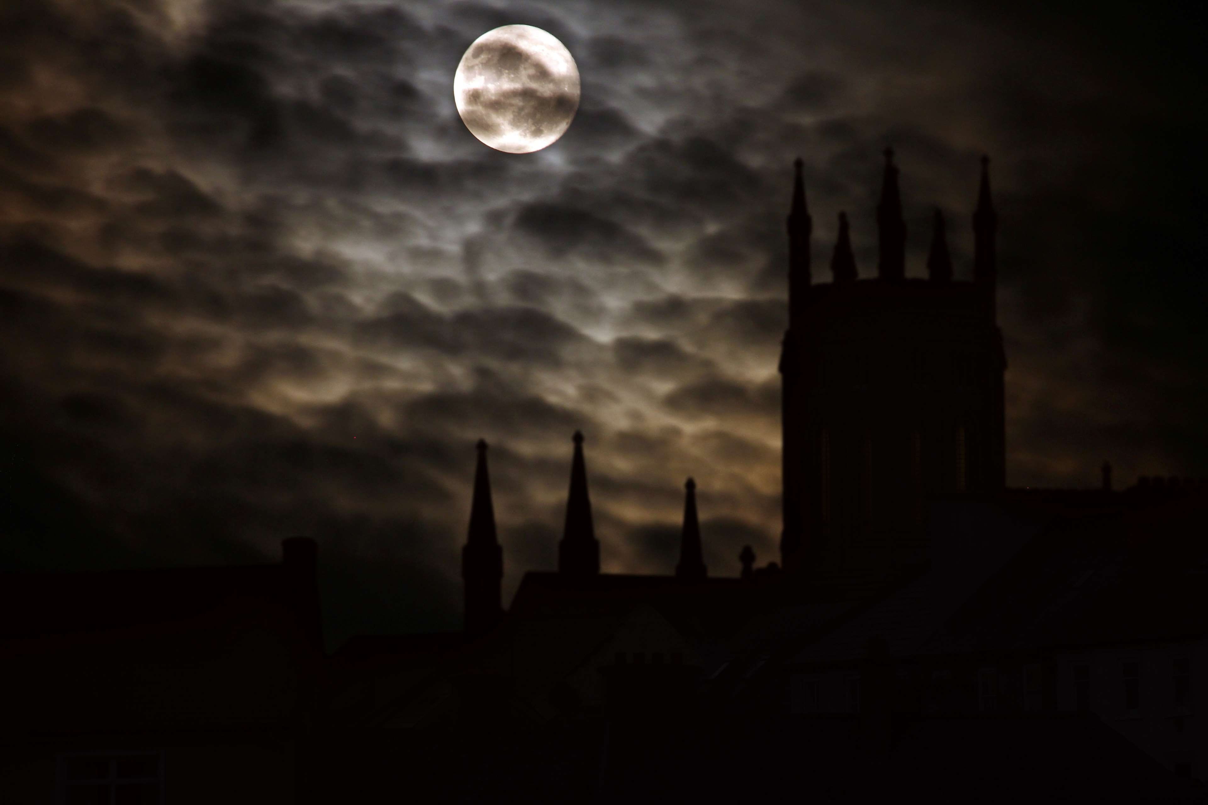 built structure, illuminated, cloudiness, religion, mystical, nature, astronomy, silhouette, full moon, midnight, tower, gothic, fortress, building, budapest, HD Wallpaper