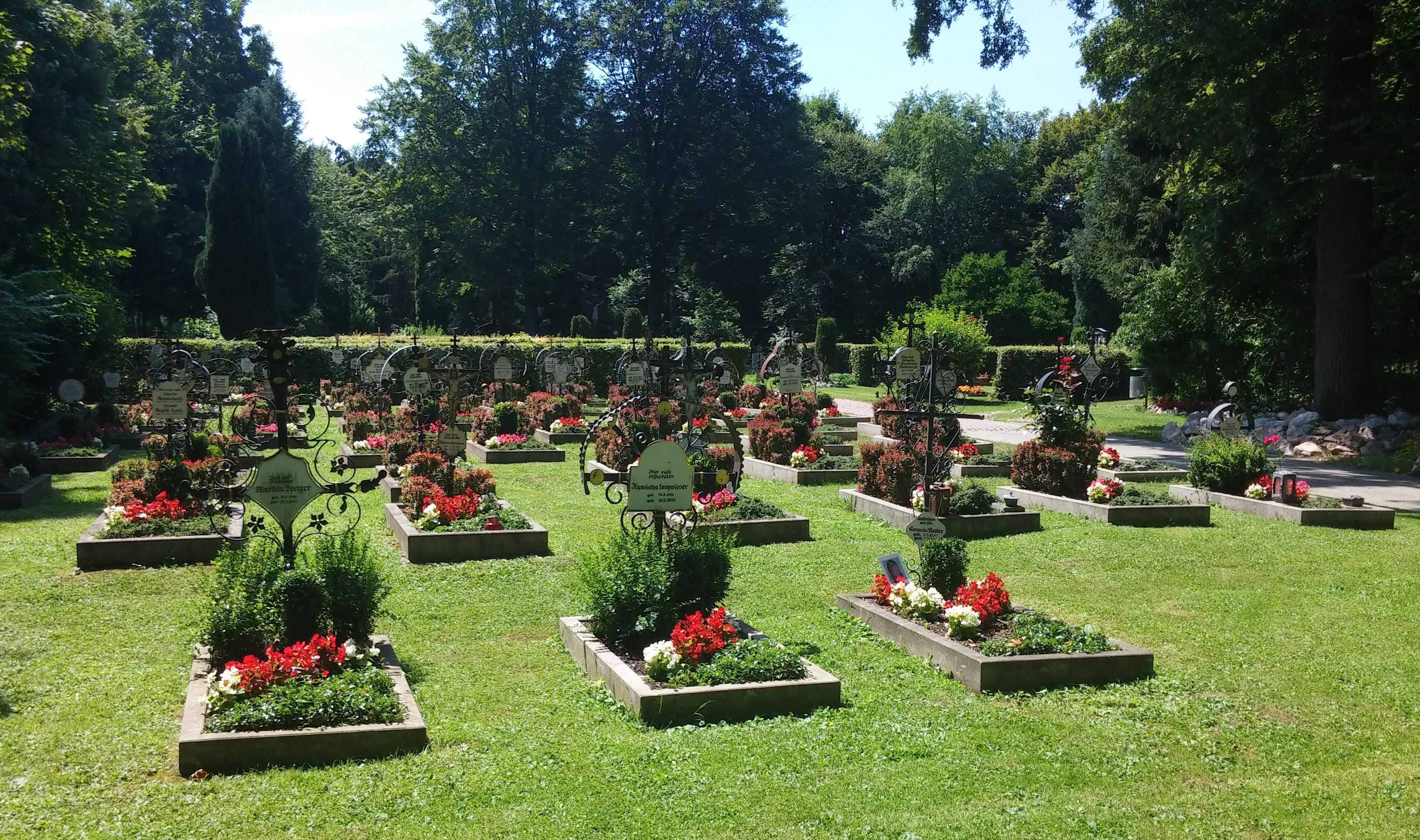 upper bavaria, day, beauty in nature, sanatorium, burial ground, resting place for nuns, formal garden, flower, grave, grass, foundation site, no people, HD Wallpaper