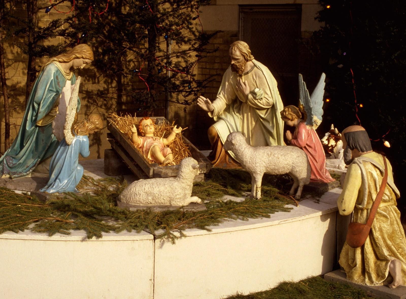 people, figurine, needles, 720P, holiday, figurines, sheep, jesus, manger, christmas, angels, HD Wallpaper