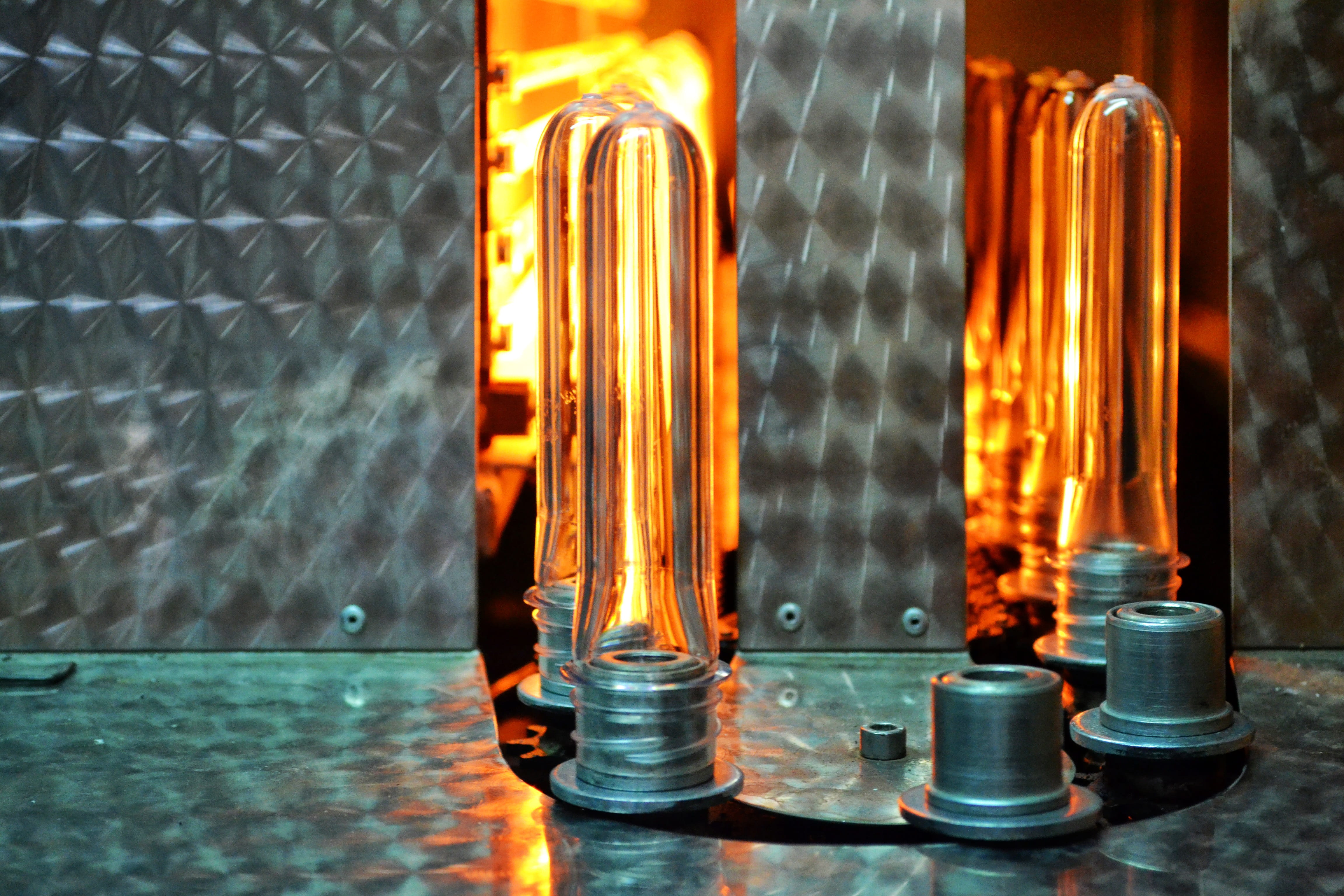 glass, focus on foreground, close-up, silver colored, burning, industrial, 4K, electric lamp, orange color, fire, utensil, indoors, pet production, flame, HD Wallpaper
