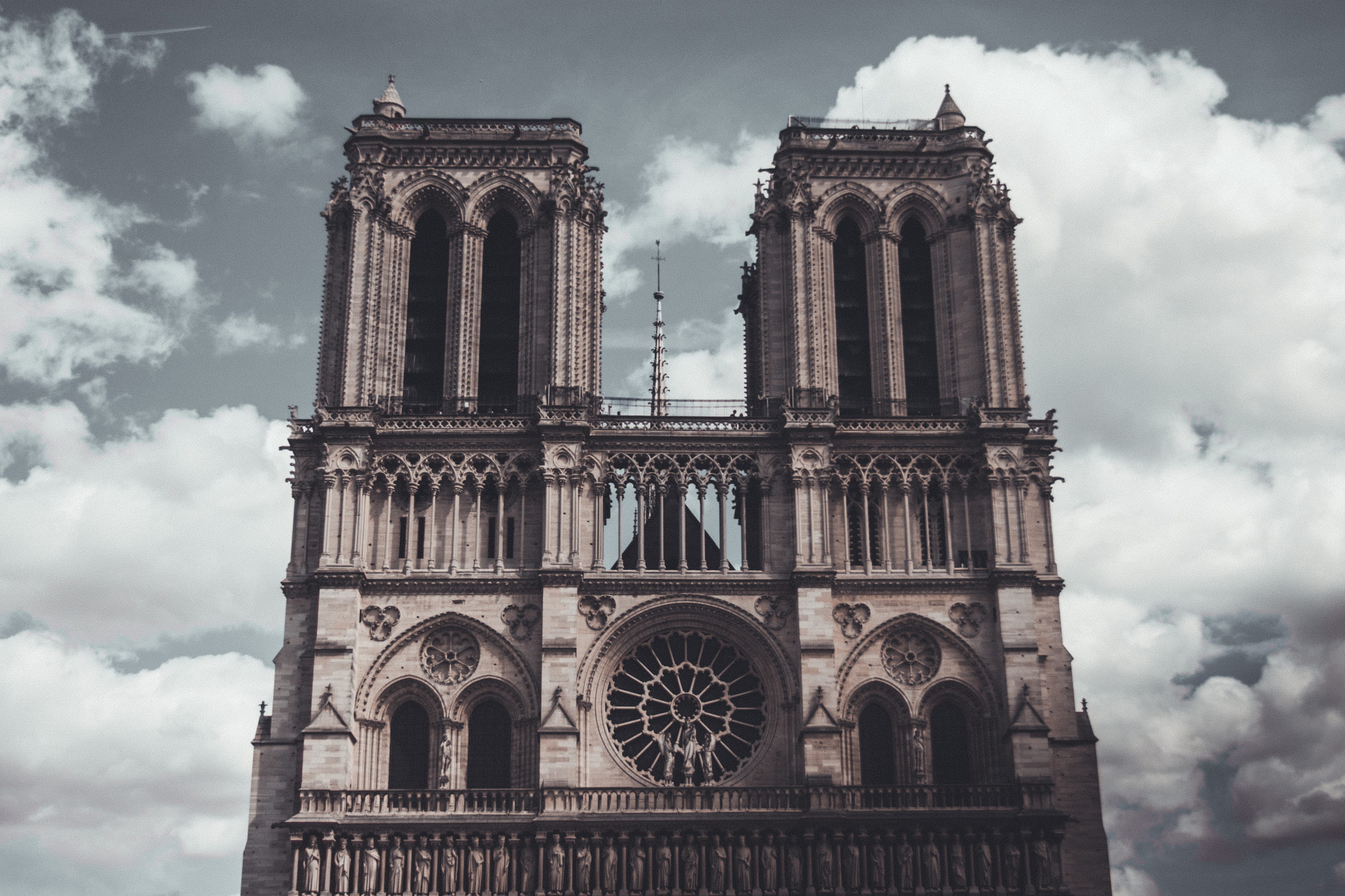 traveling, low angle view, paris, sky, arch, overcast, travel, cathedral, 2K, brown, white, nature, building exterior, religion, architectural, day, outdoors, HD Wallpaper