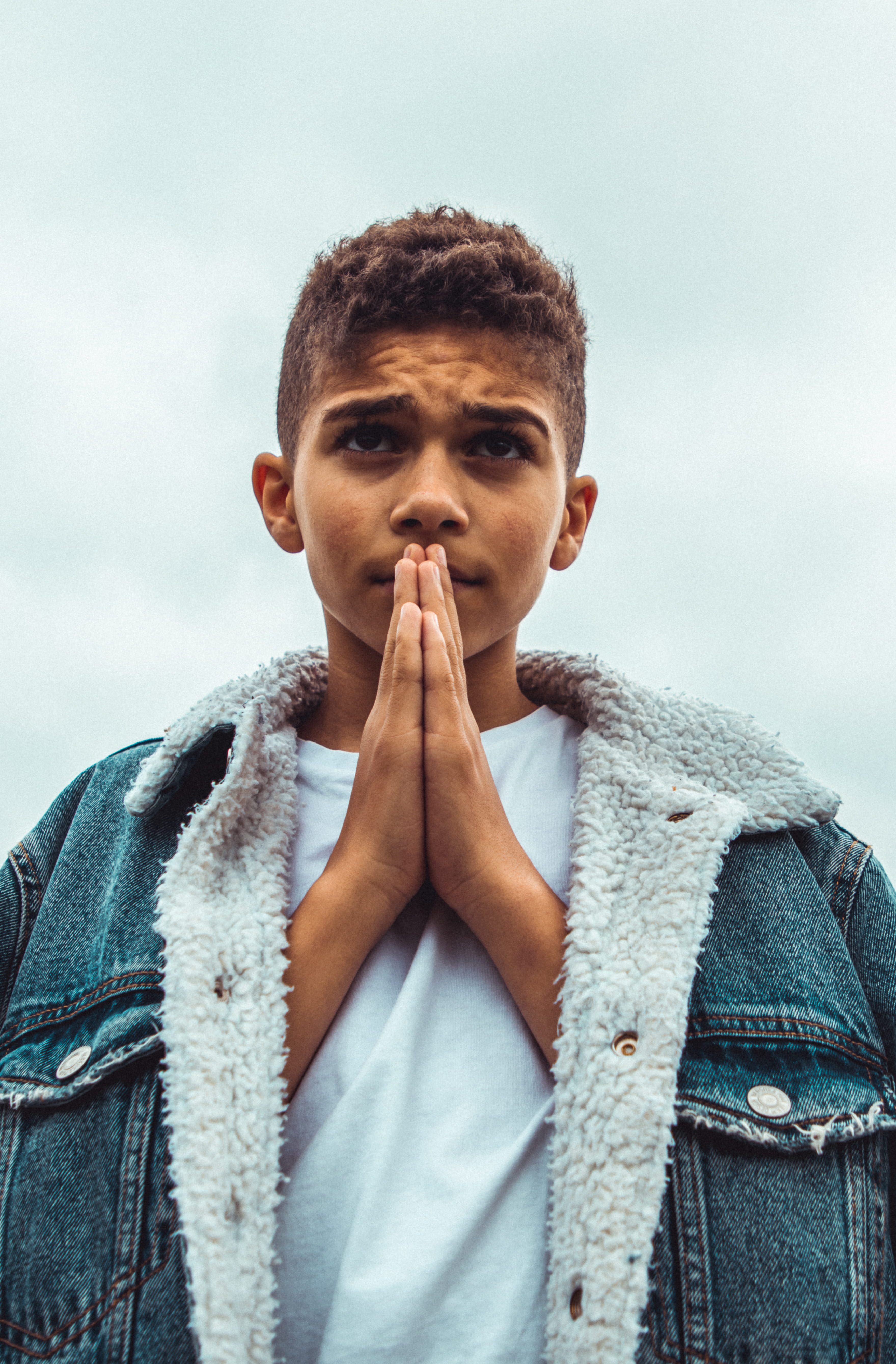 lifestyles, fashion, young adult, man, young men, finger, front view, sky, waist up, human, prayer, standing, warm clothing, model, apparel, Phone HD Wallpaper