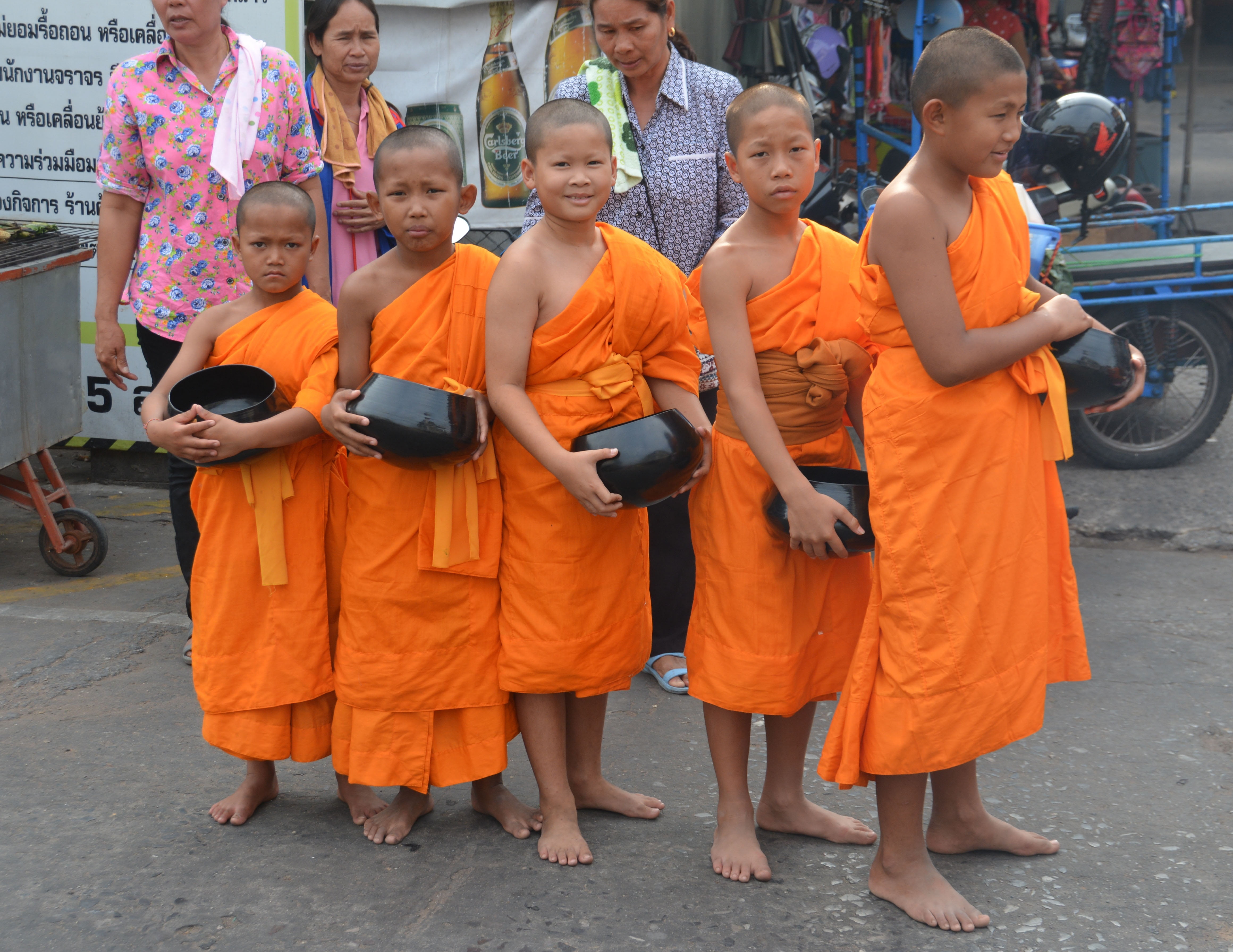 thailand, ancient, sister, dress, asia, girls, pre-adolescent child, looking at camera, portrait, buddhism, orange color, oriental, full length, novice, HD Wallpaper