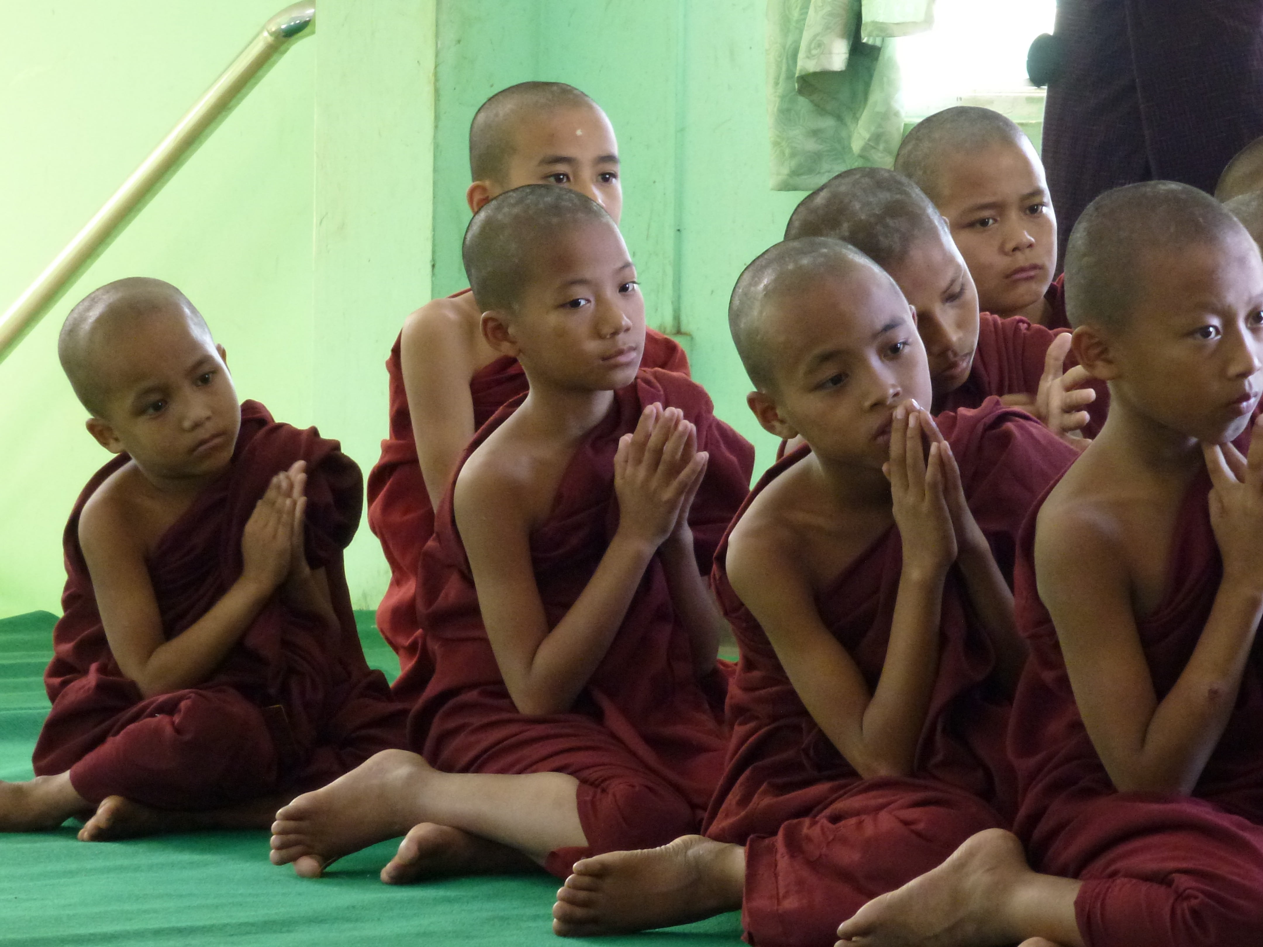 innocence, indoors, shaved head, people, boys, togetherness, 4K, buddhism, men, day, sitting, completely bald, ethnic, asia, human representation, tradition, HD Wallpaper