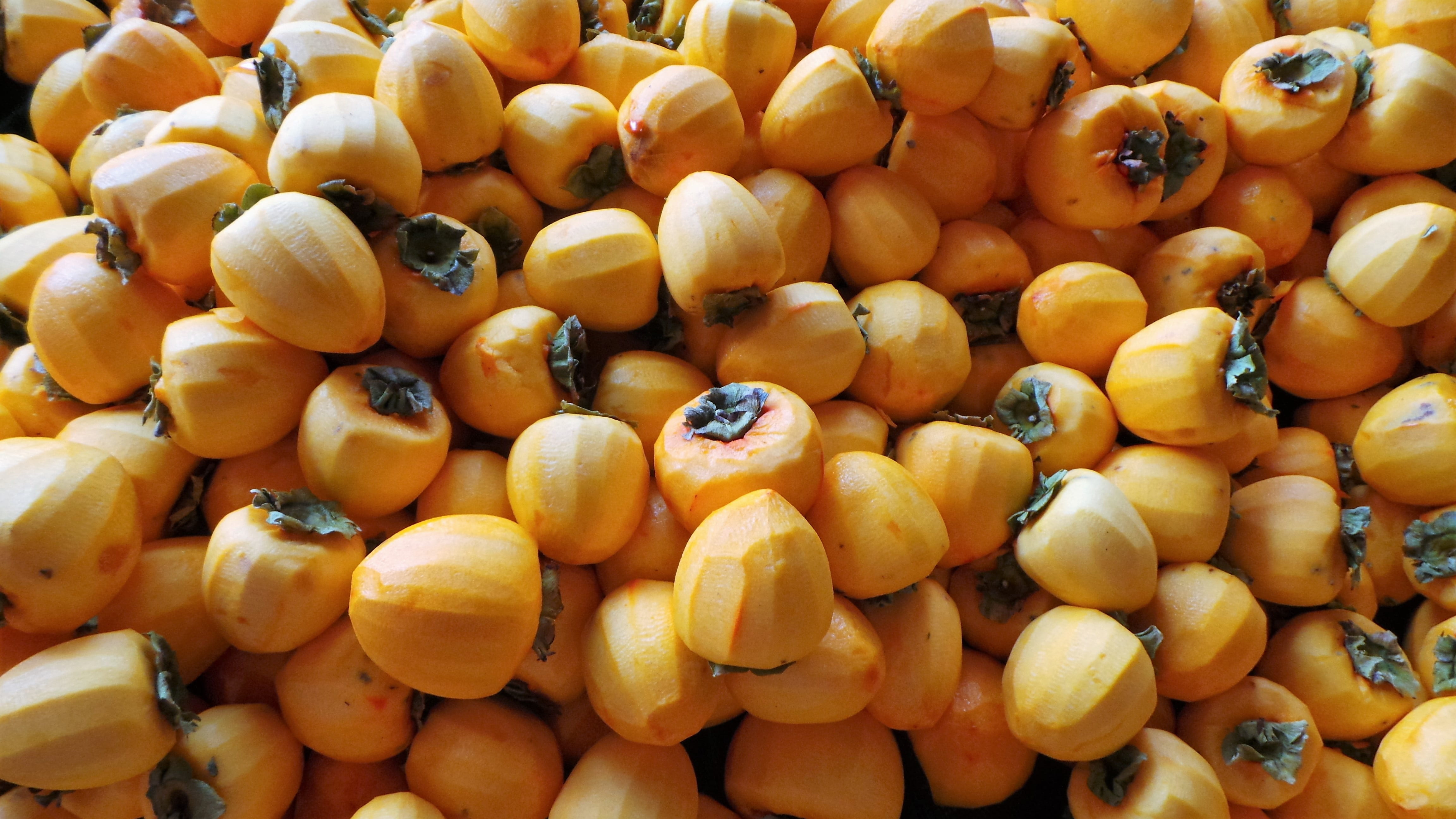 full frame, yellow, backgrounds, retail, 4K, food and drink, dried persimmon, market stall, large group of objects, healthy eating, freshness, still life, HD Wallpaper