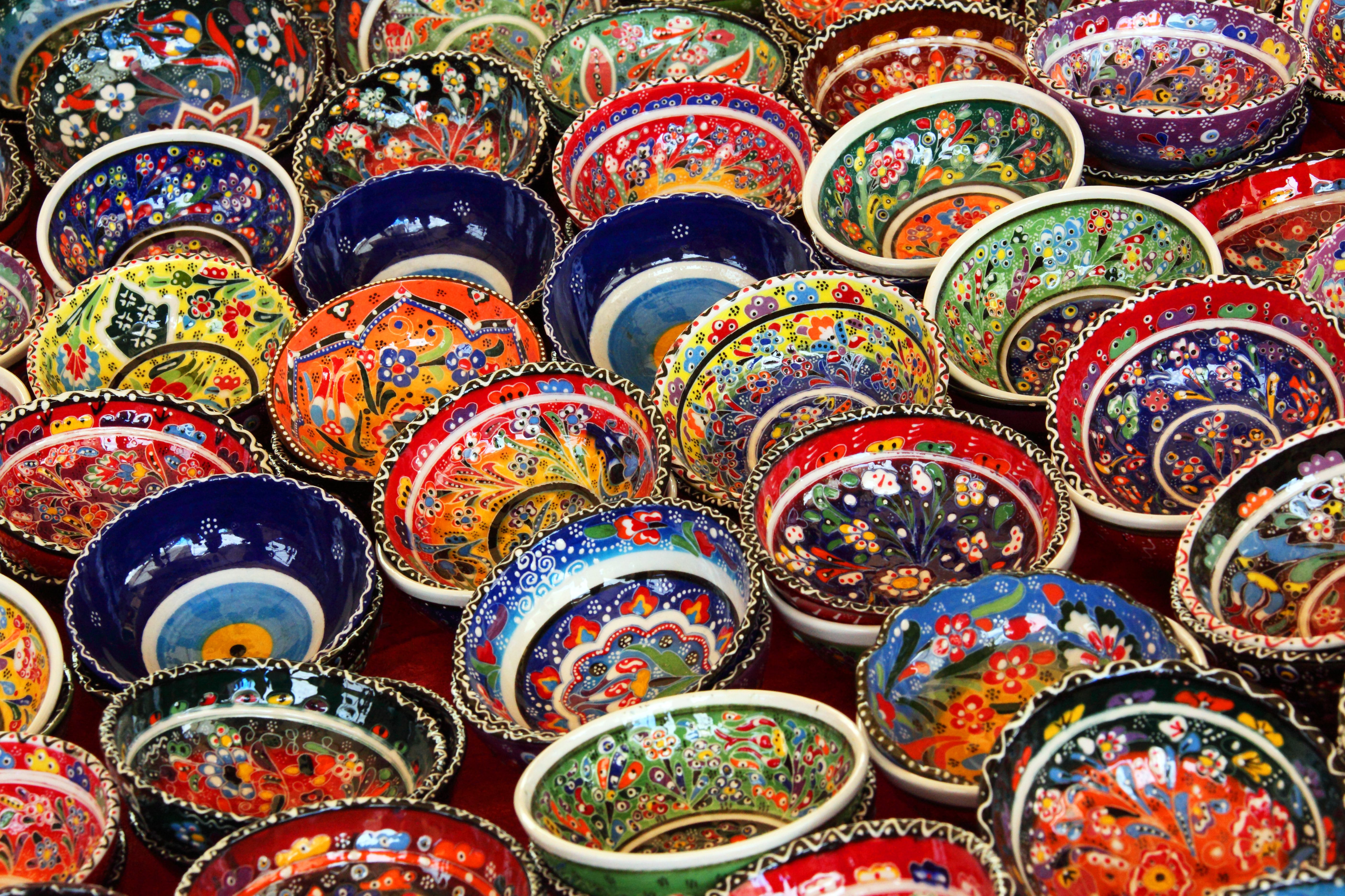 retail, lot, ceramic, market stall, dish, full frame, collection, art and craft, sale, market, background, tea, bowl, pattern, retail display, in a row, HD Wallpaper