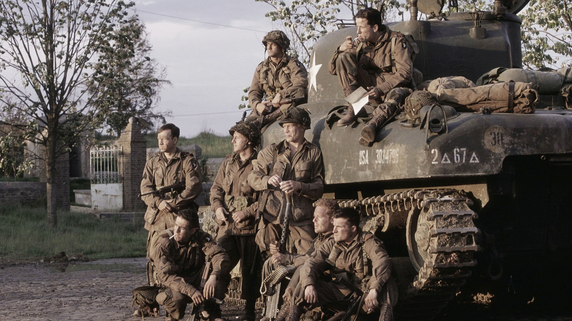 government, representation, 1080P, weapon, people, military, Band Of Brothers, camouflage clothing, sculpture, art and craft, TV Show, armed forces, clothing, HD Wallpaper