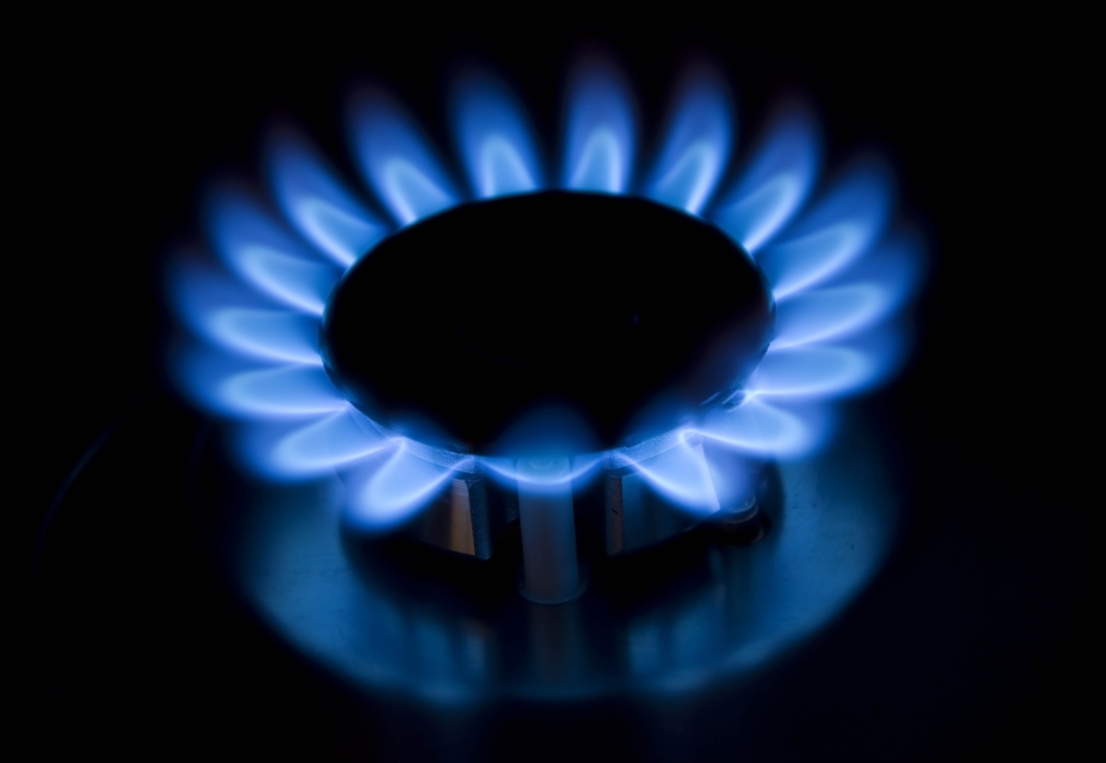 glowing, no People, 2K, oven, fire, shape, illuminated, range, black background, fuel and Power Generation, appliance, fire - Natural Phenomenon, indoors, HD Wallpaper