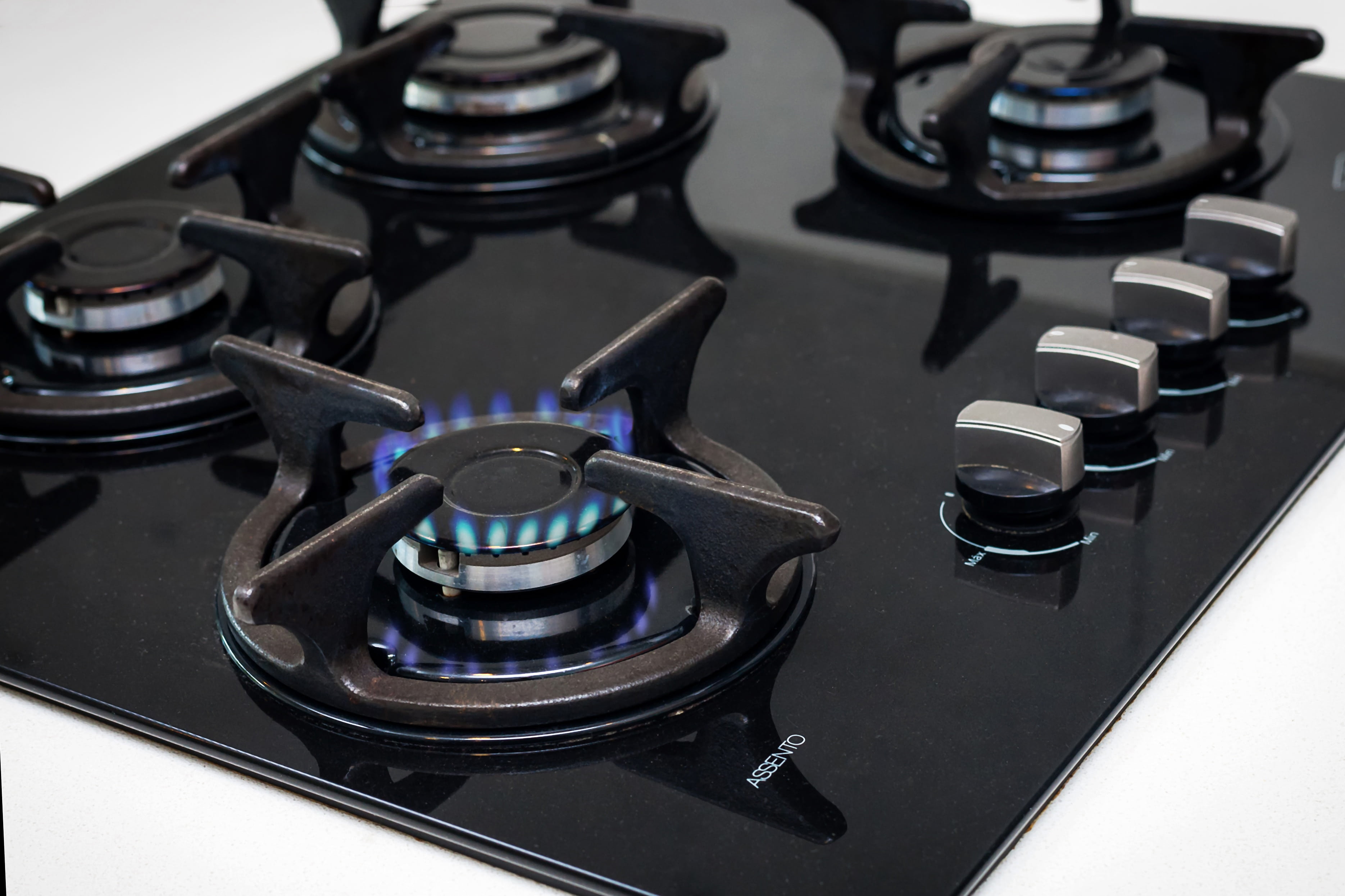 appliance, indoors, black color, gas stove, no people, gas, burner - Stove Top, control, close-up, arts culture and entertainment, equipment, kitchen, inside, HD Wallpaper