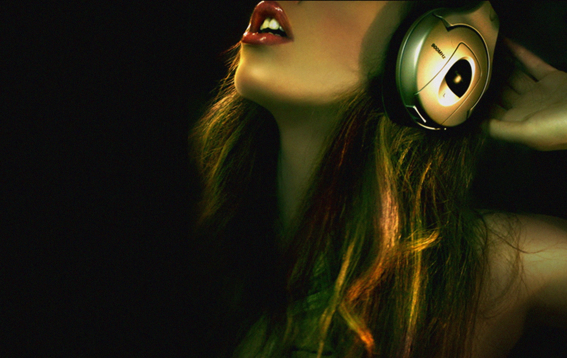 blondes, hd, x, red, 720P, women, entertainment, lips, girl, headphones, music, art, HD Wallpaper