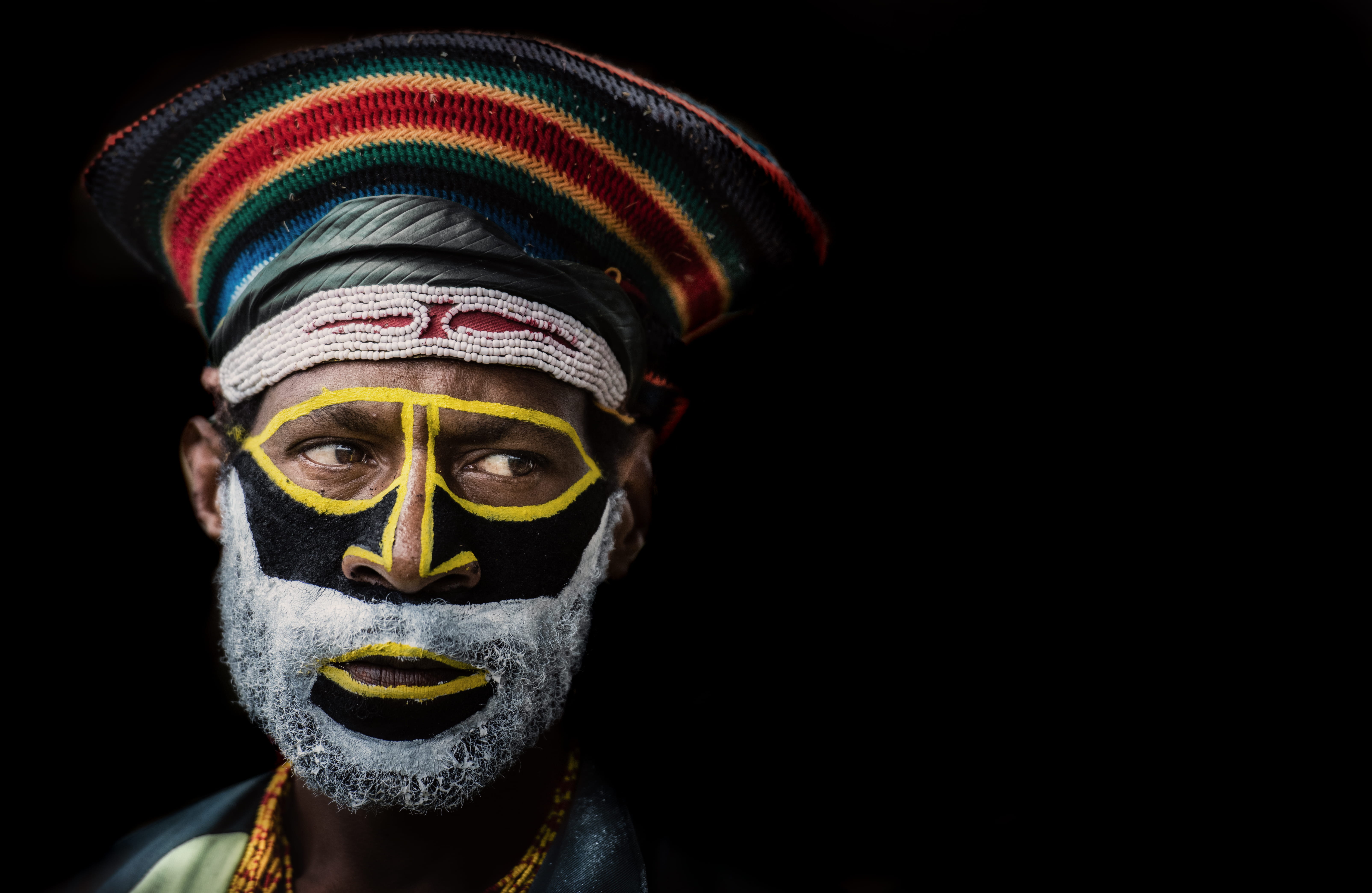 5K, people, cultures, hat, costume, painted, human Face, spirituality, mystery, editorial, one Person, mask - Disguise, men, painting, black Color, png, HD Wallpaper
