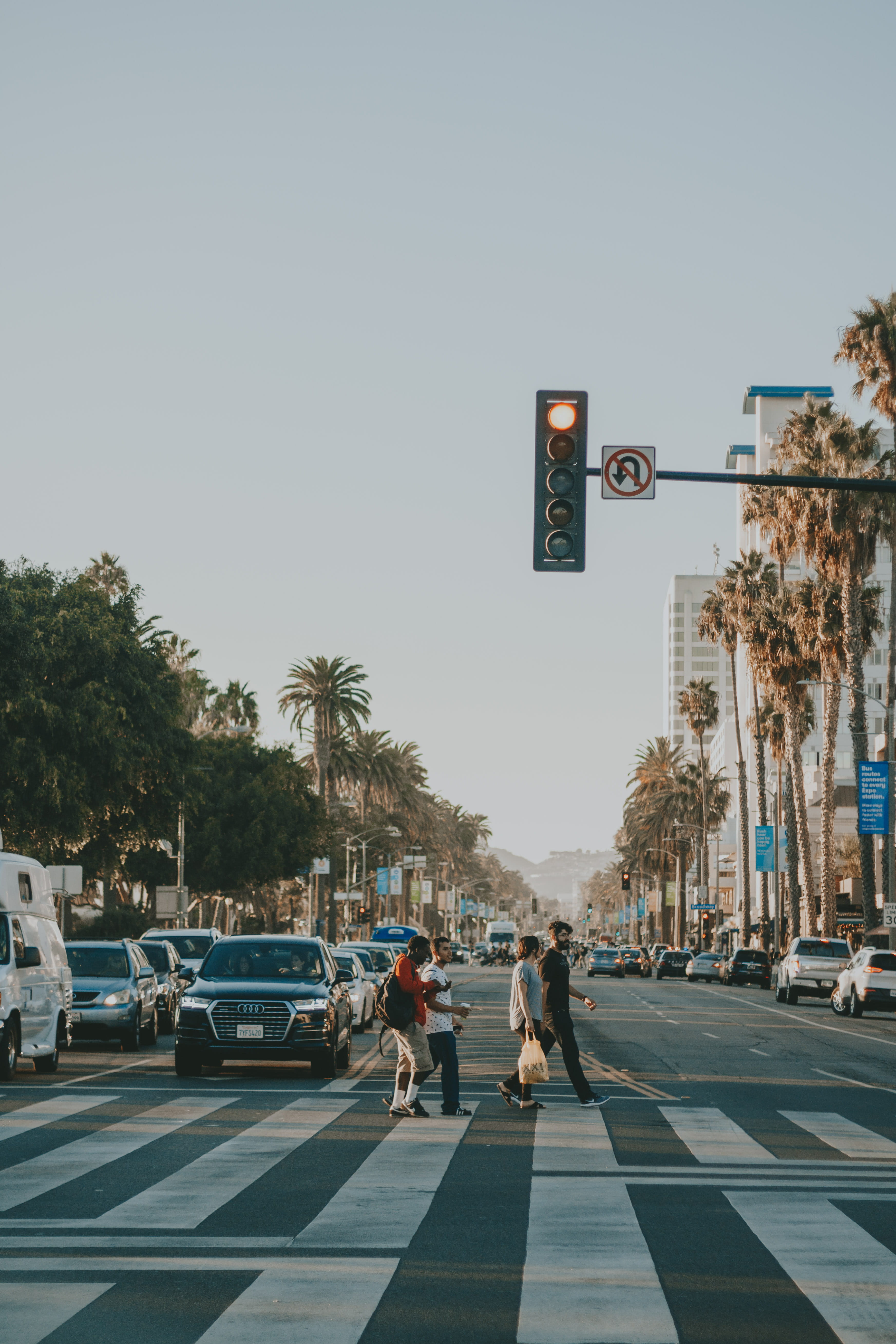 road, santa monica, travel, 5K, walking, outdoors, urban, car, cityscape, famous Place, los angeles, uSA, crosswalk, four, traffic, audi, walk, city, palm Tree, Phone HD Wallpaper