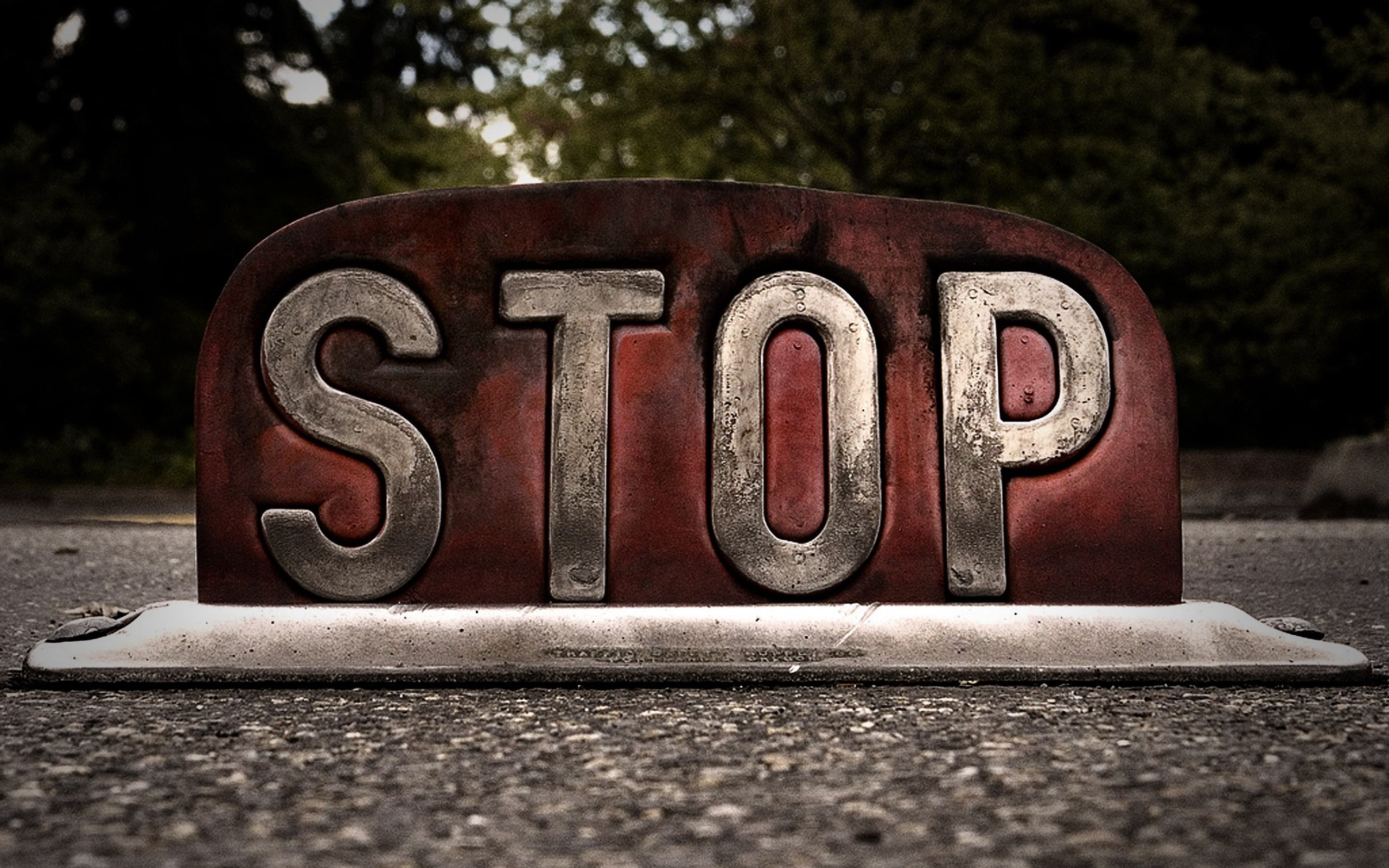 western script, wood - Material, nature, stop, letter, old-fashioned, selective focus, text, single Word, old, plant, sign, close-up, metal, gray, signage, HD Wallpaper
