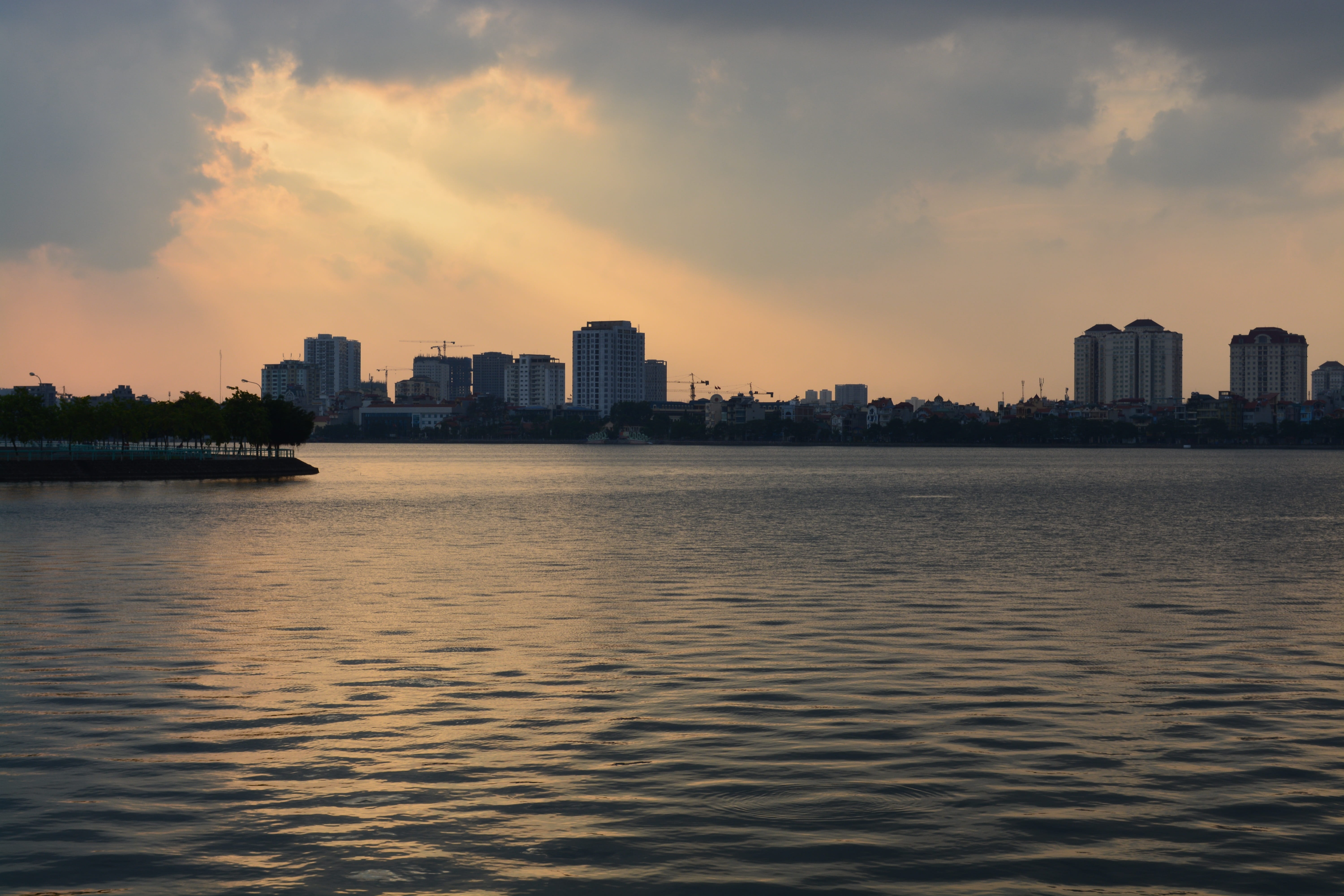 sky, city, water, no people, landscape, nature, 5K, hanoi, waterfront, building exterior, office building exterior, cityscape, built structure, architecture, HD Wallpaper